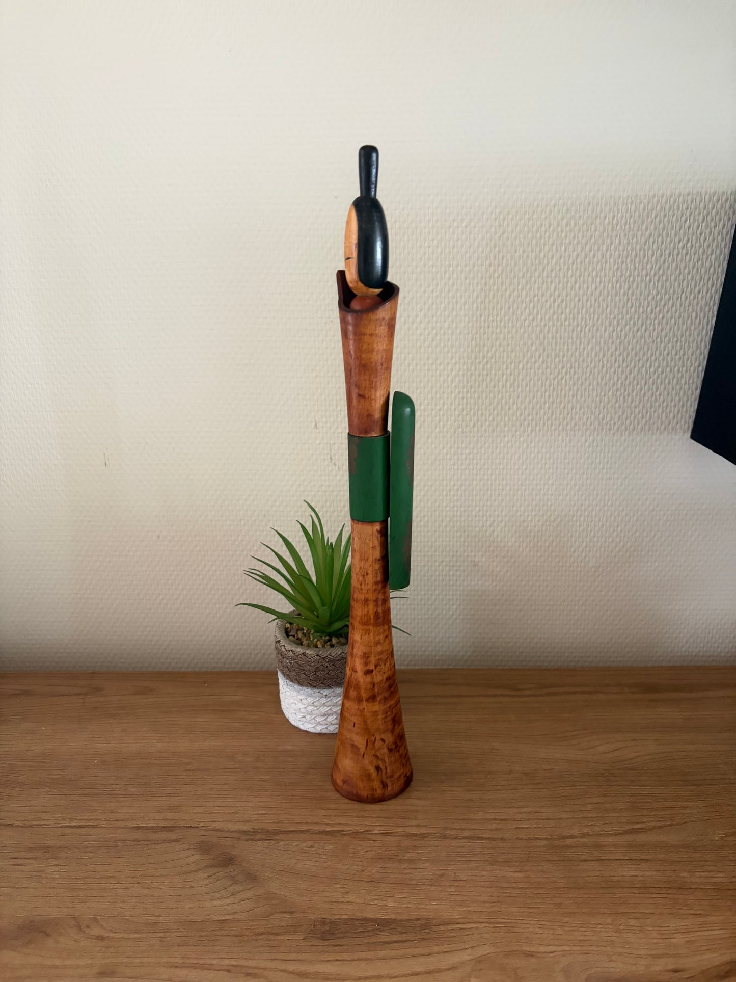 Rare vintage Sosaku kokeshi by Shido Shozan (1932-1995)