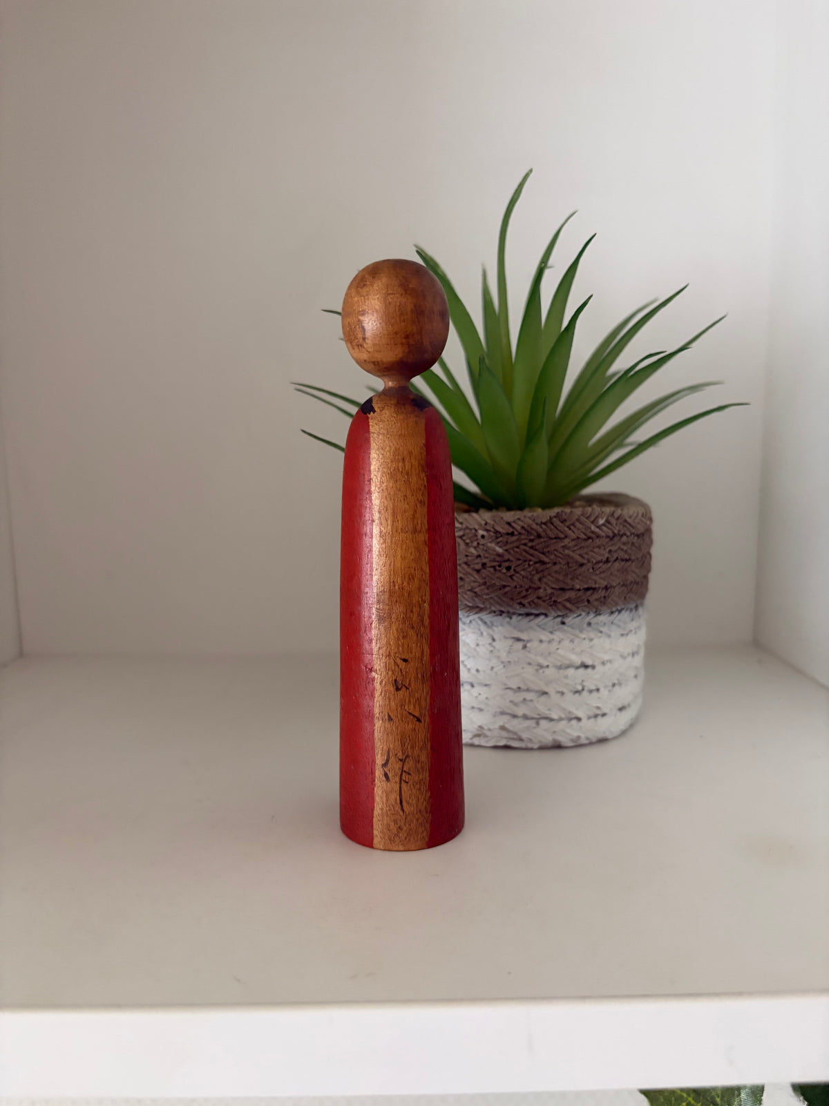 Exclusive Kijiyama kokeshi made by Takano Yohachi (1907-1994)