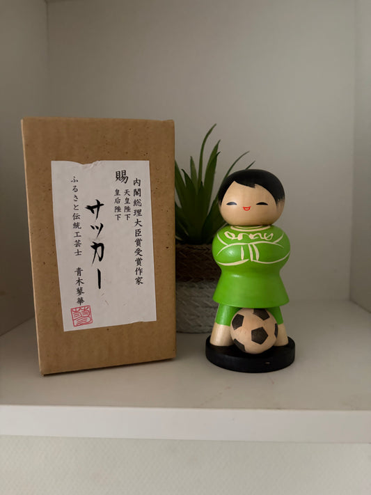 Vintage Sosaku kokeshi by Aoki Ryoka (1931-)