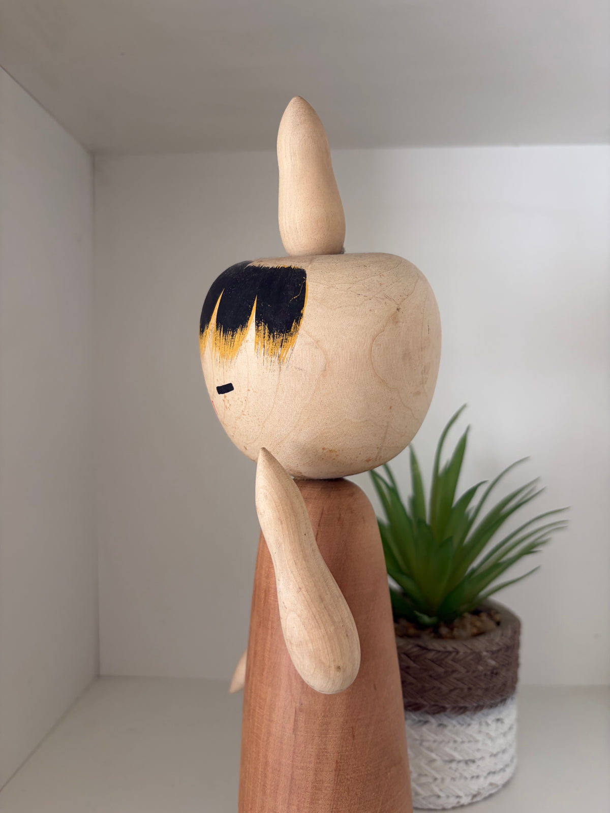 Rare vintage Sosaku kokeshi by Hideo Ishihara (1925-1999)