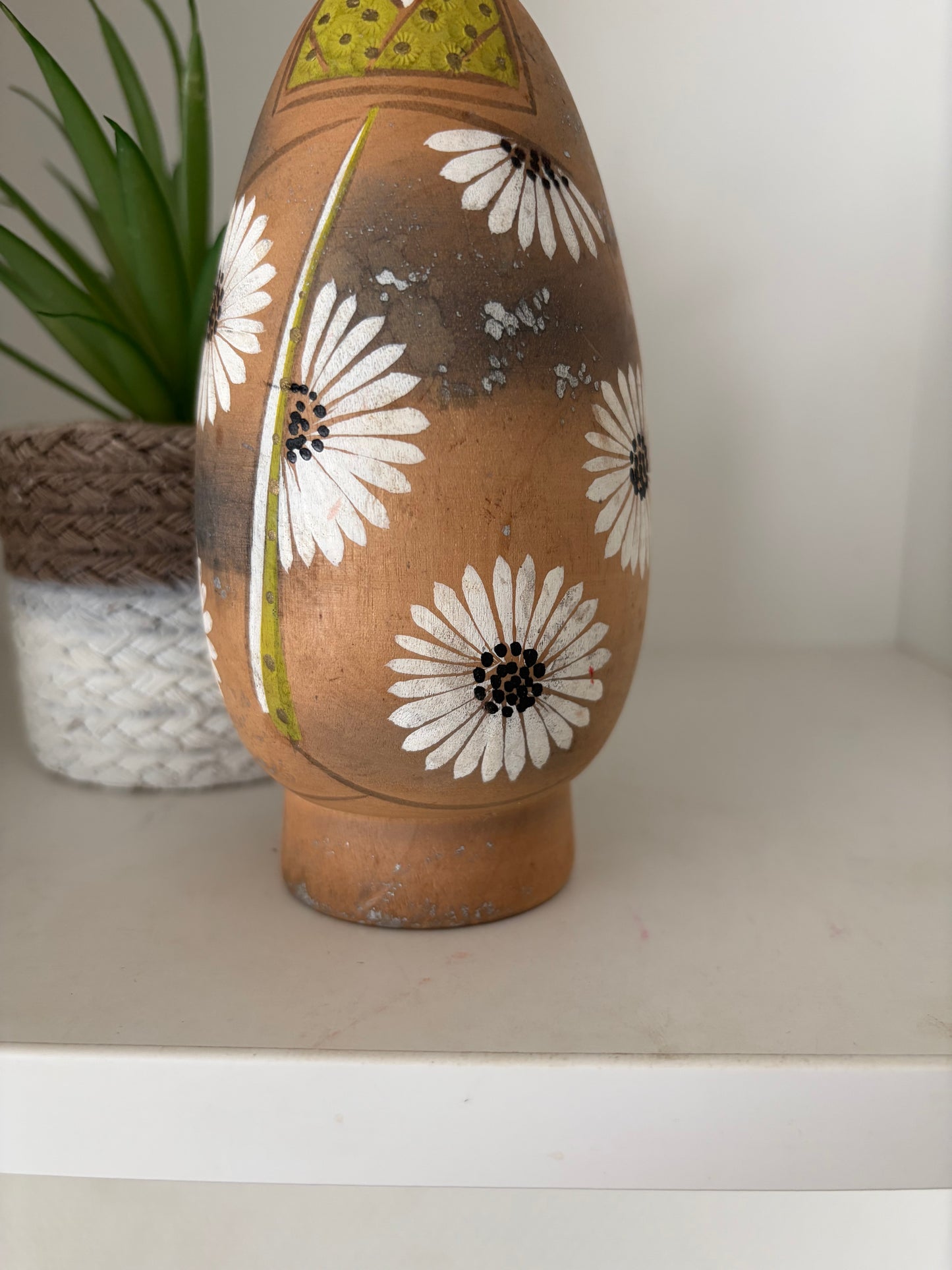 Lovely vintage Sosaku kokeshi by Aoki Ryoka (1931-)