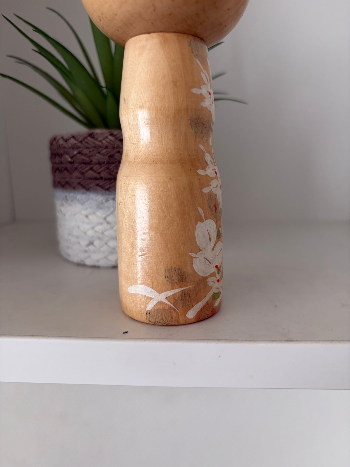 Rare vintage Sosaku kokeshi by Aida Seiho (Harumine) (1926-1998)