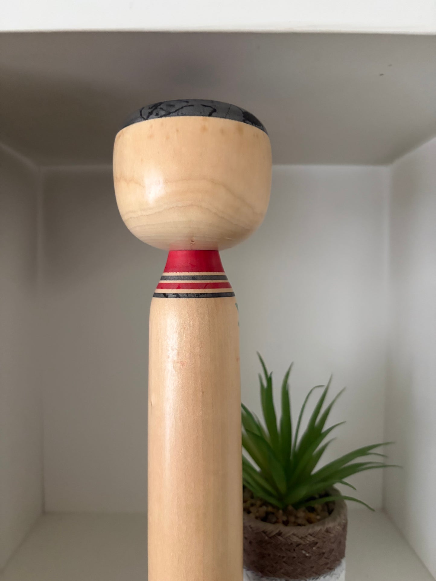 Vintage traditional Nakanosawa “Takobozu” Kokeshi doll by Koji Seya