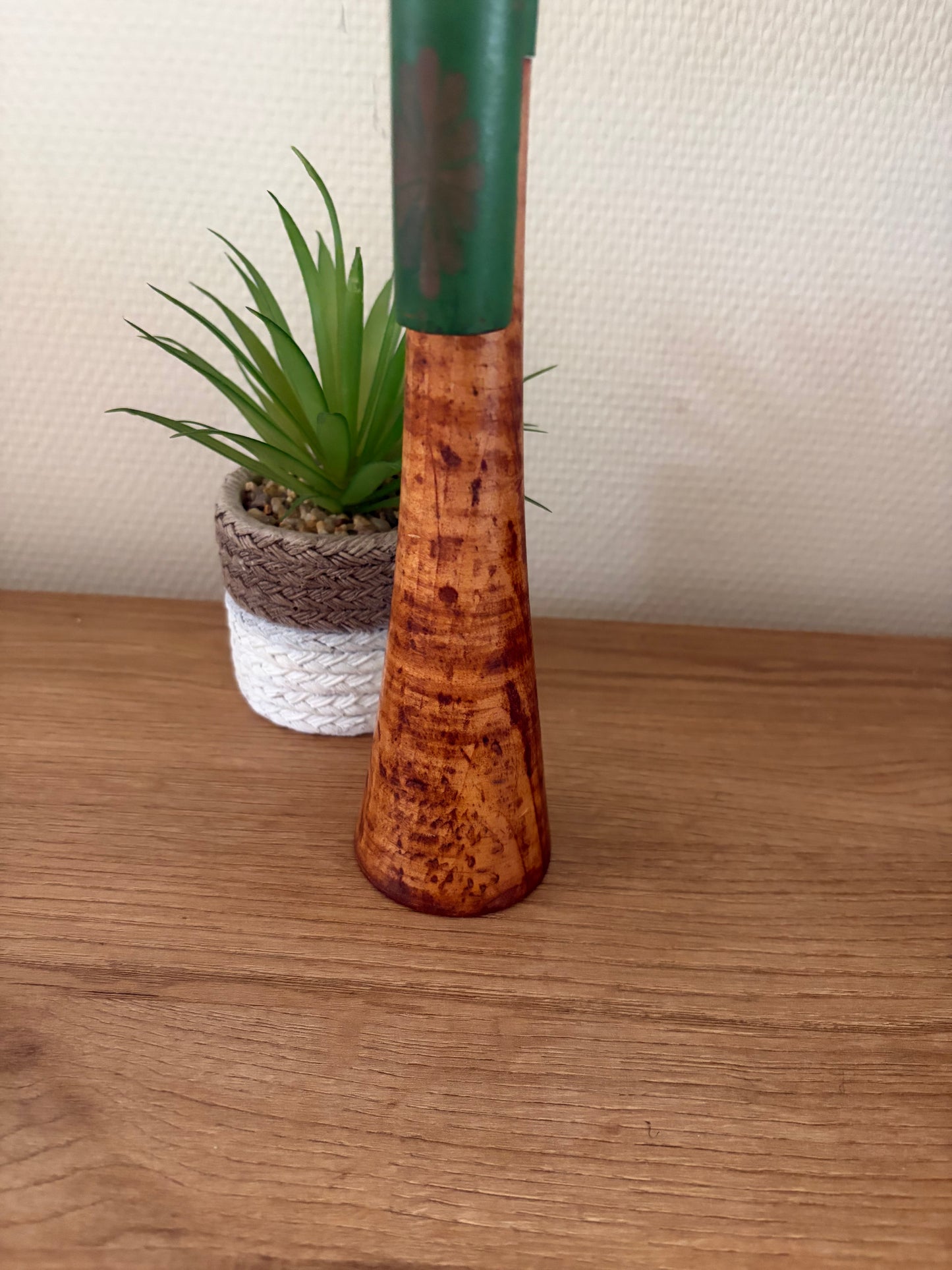 Rare vintage Sosaku kokeshi by Shido Shozan (1932-1995)