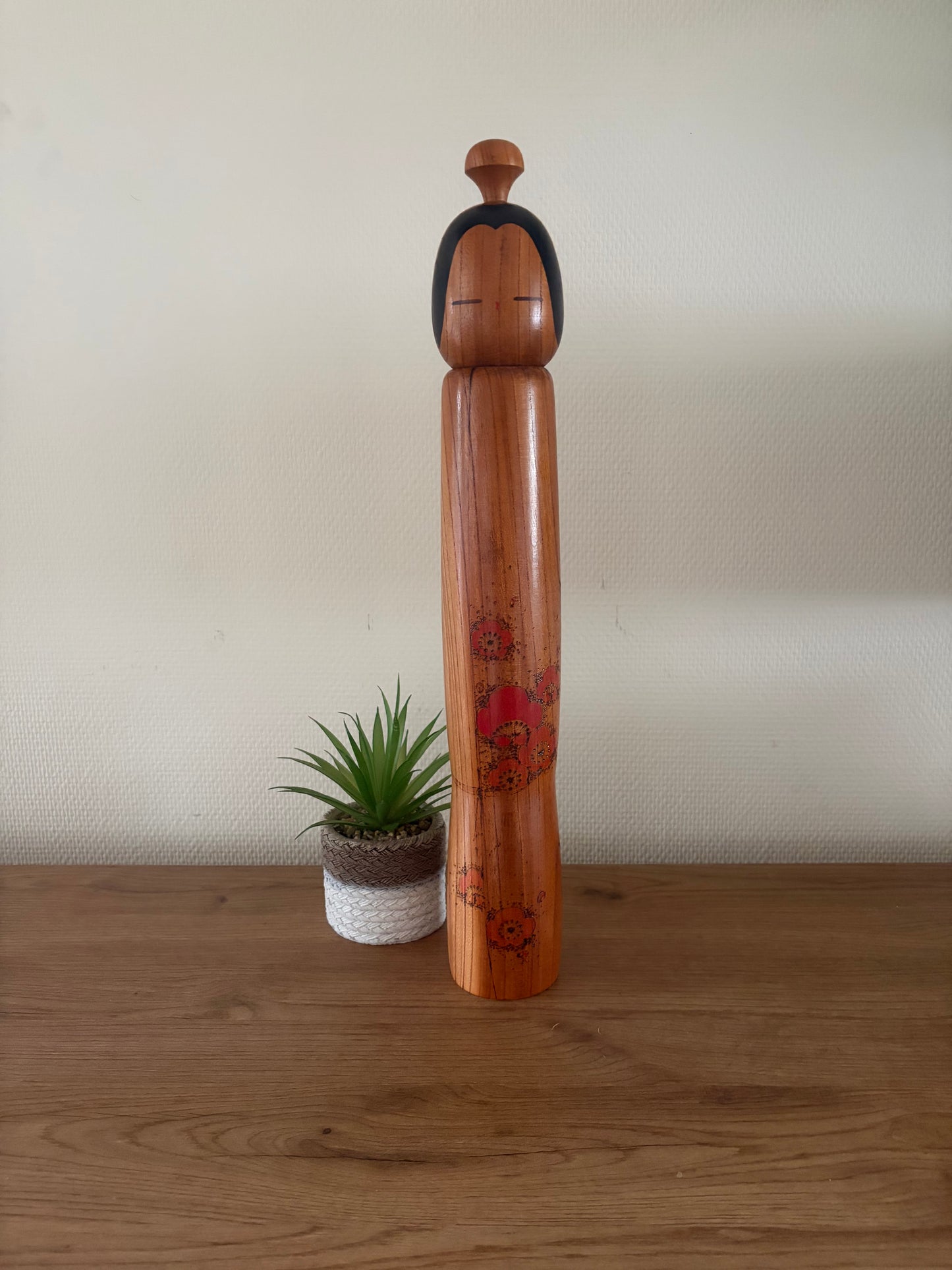 Vintage Sosaku kokeshi by Toa Sekiguchi (1942-)