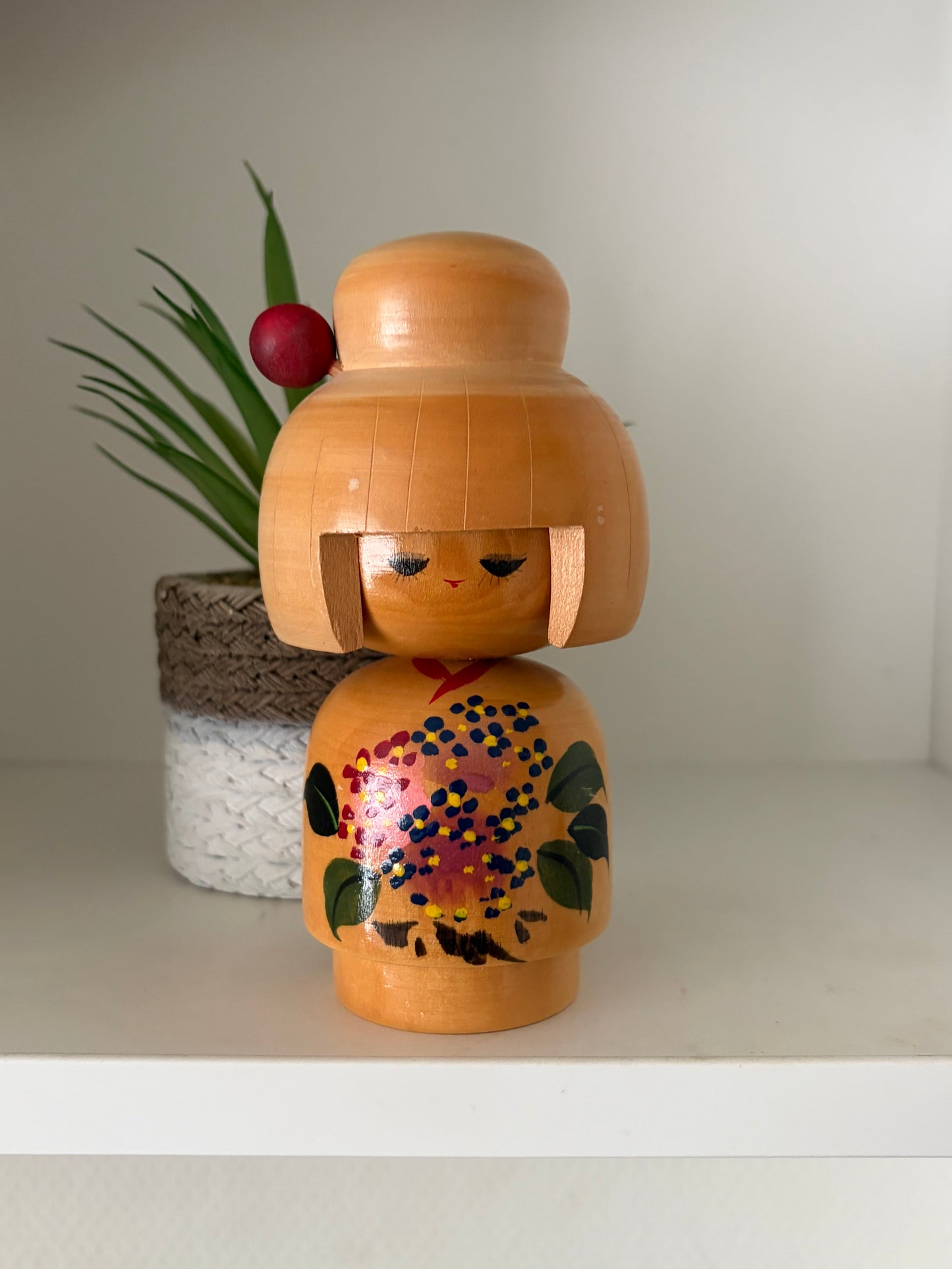 Vintage Sosaku kokeshi by Kamakura