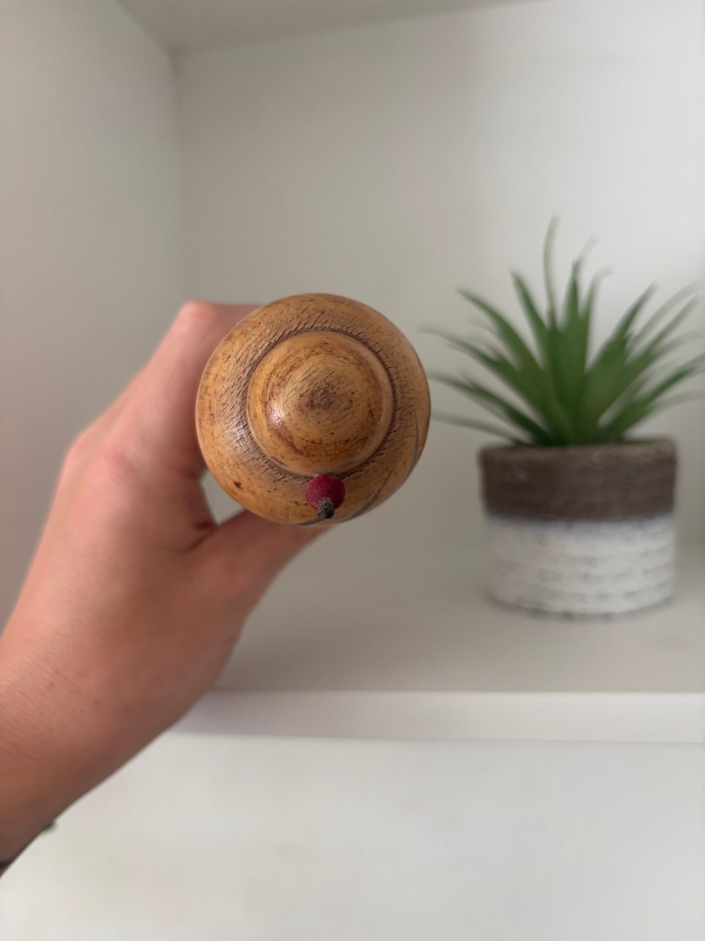 Vintage Sosaku kokeshi by Ryoichi