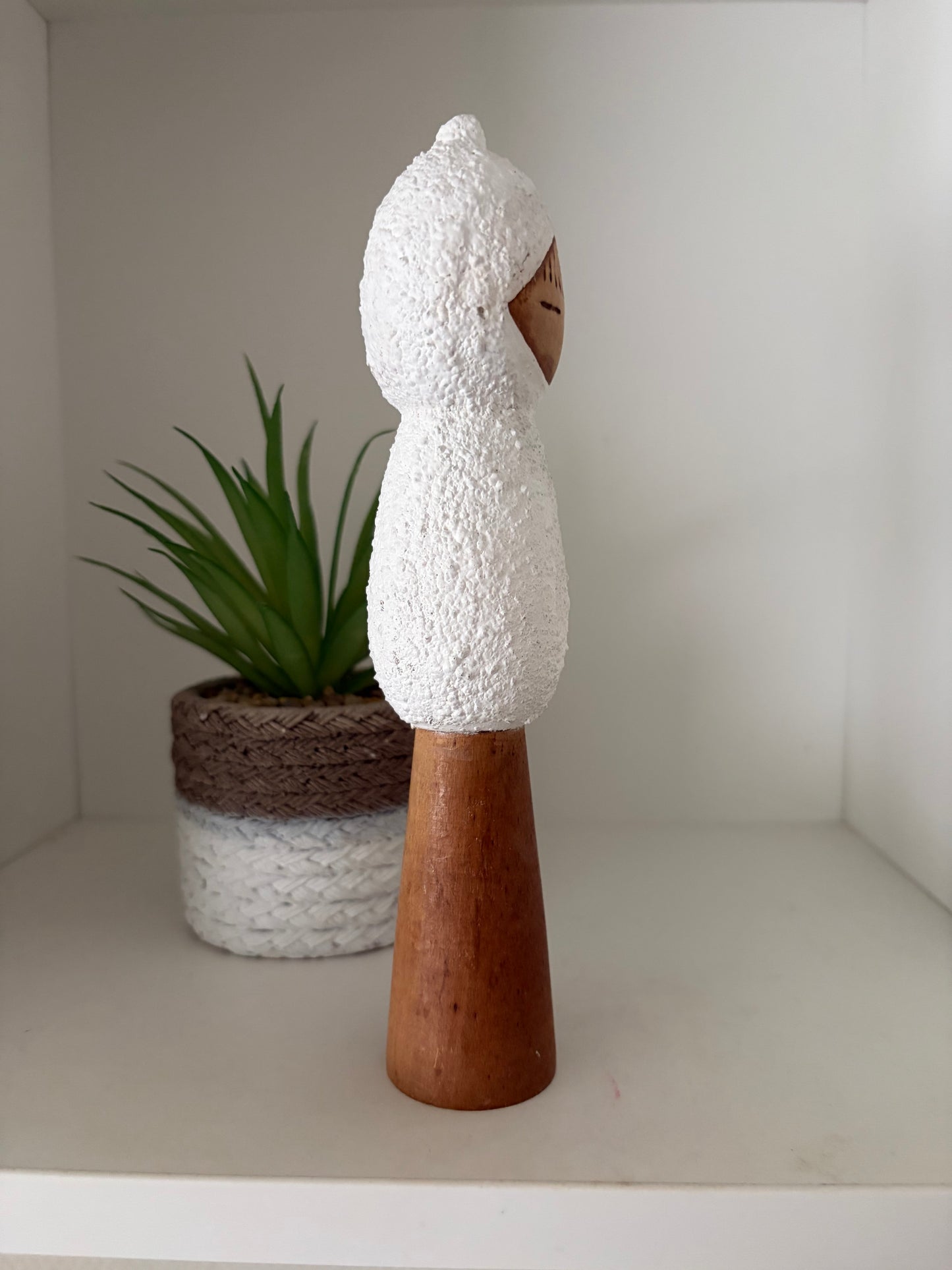 Vintage Sosaku Kokeshi made by Issetsu Kuribayashi (1924-2011)