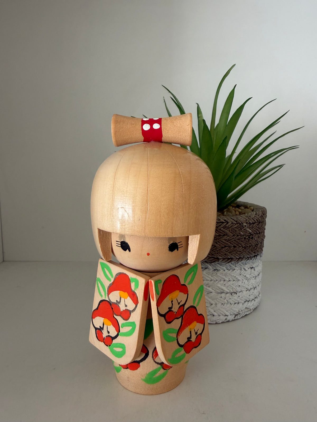 Cute Sosaku kokeshi