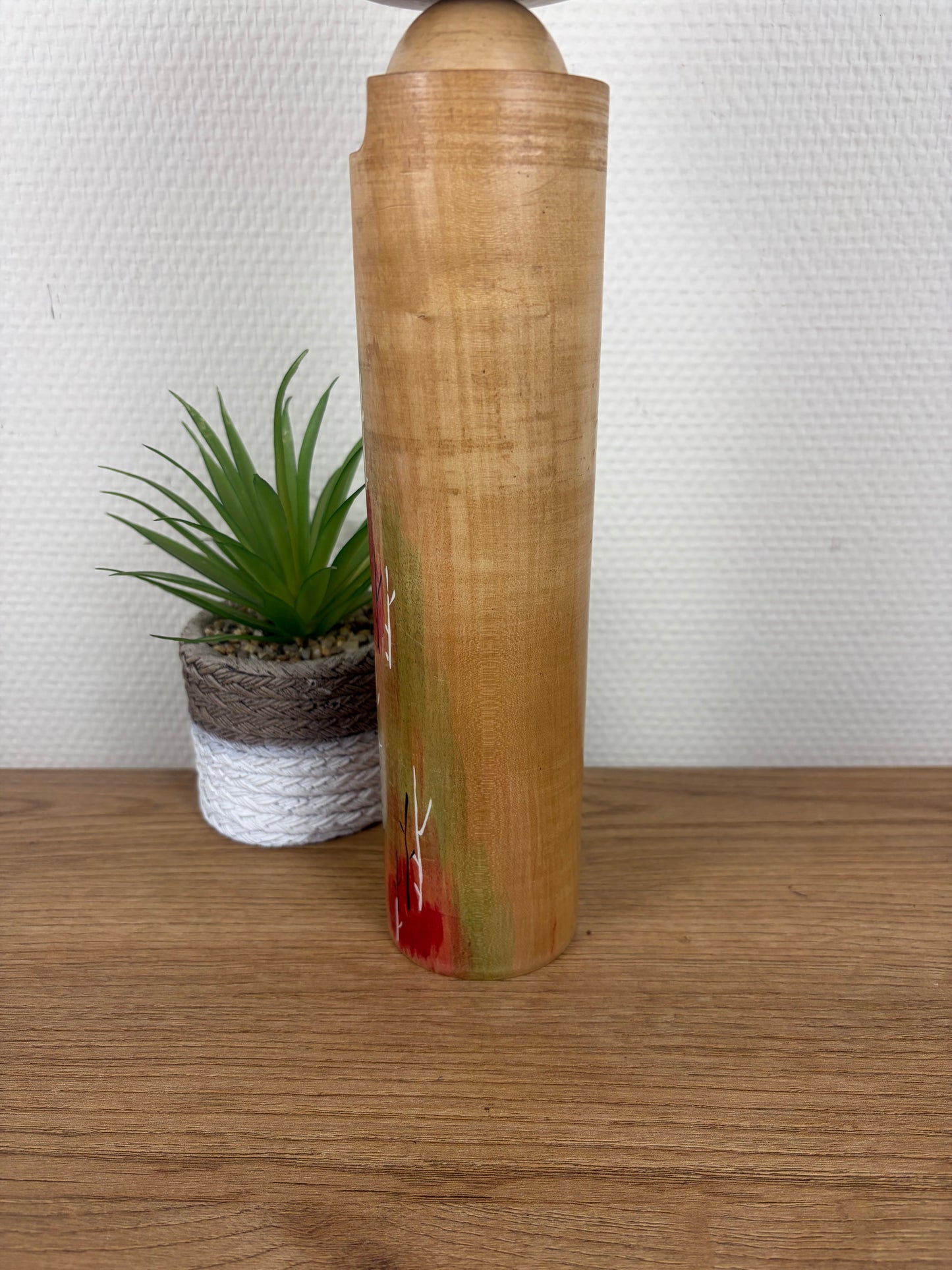 Rare vintage Sosaku kokeshi by Aida Seiho (Harumine) (1926-1998)