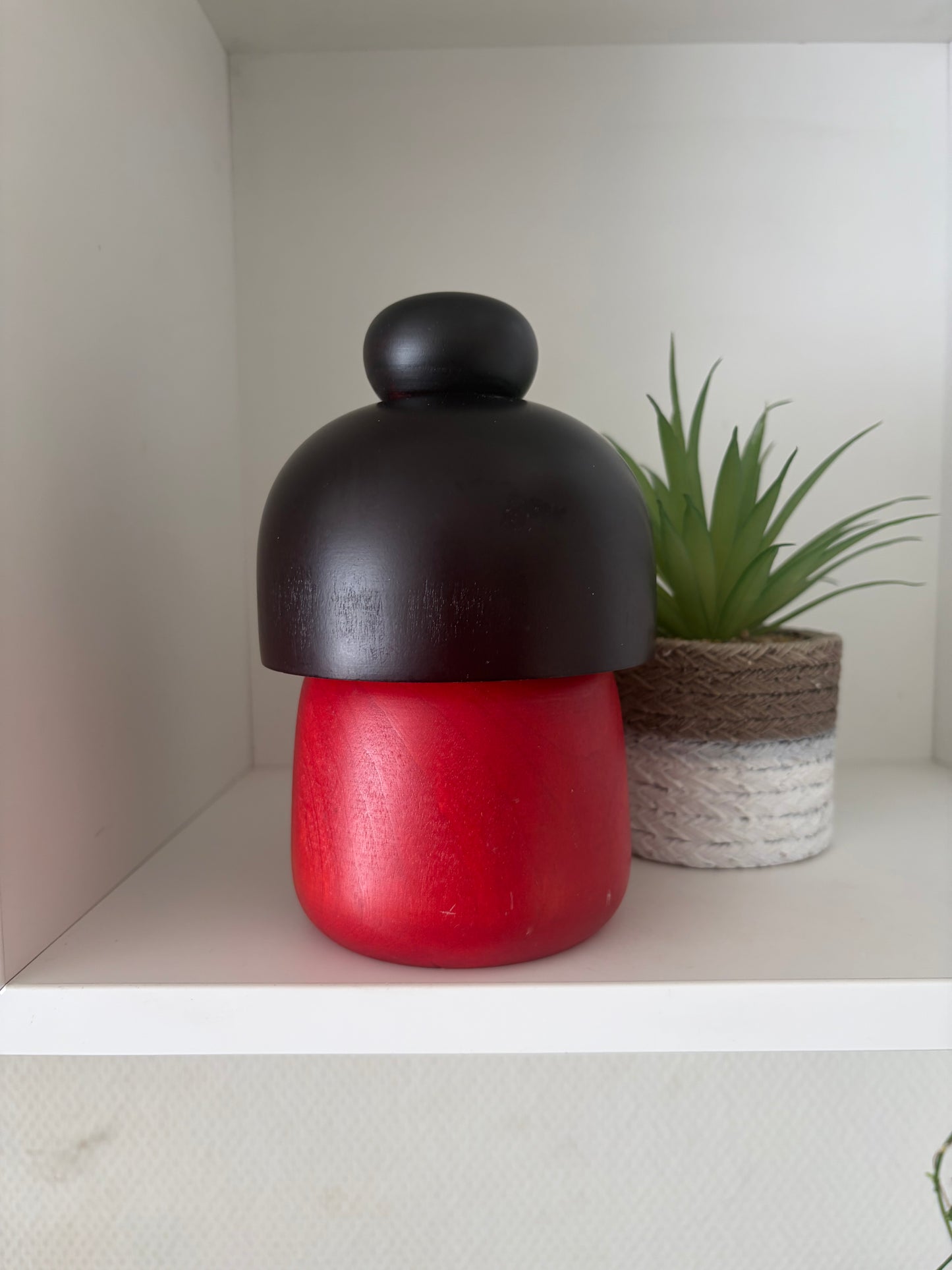 Beautiful vintage Sosaku kokeshi by Koho
