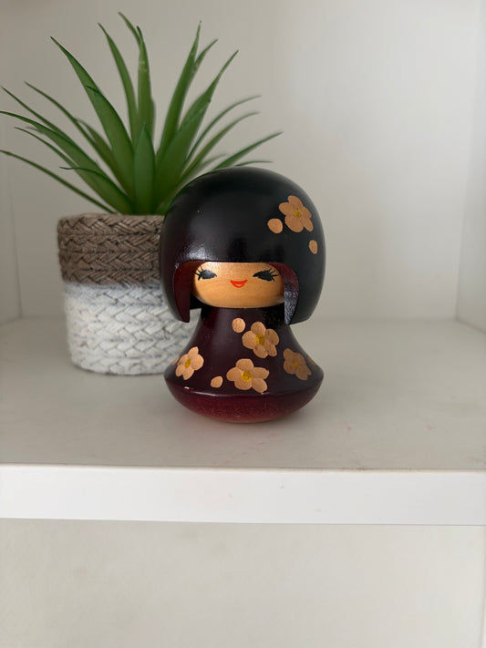 Vintage Sosaku kokeshi by Aoki Ryoka (1931-)