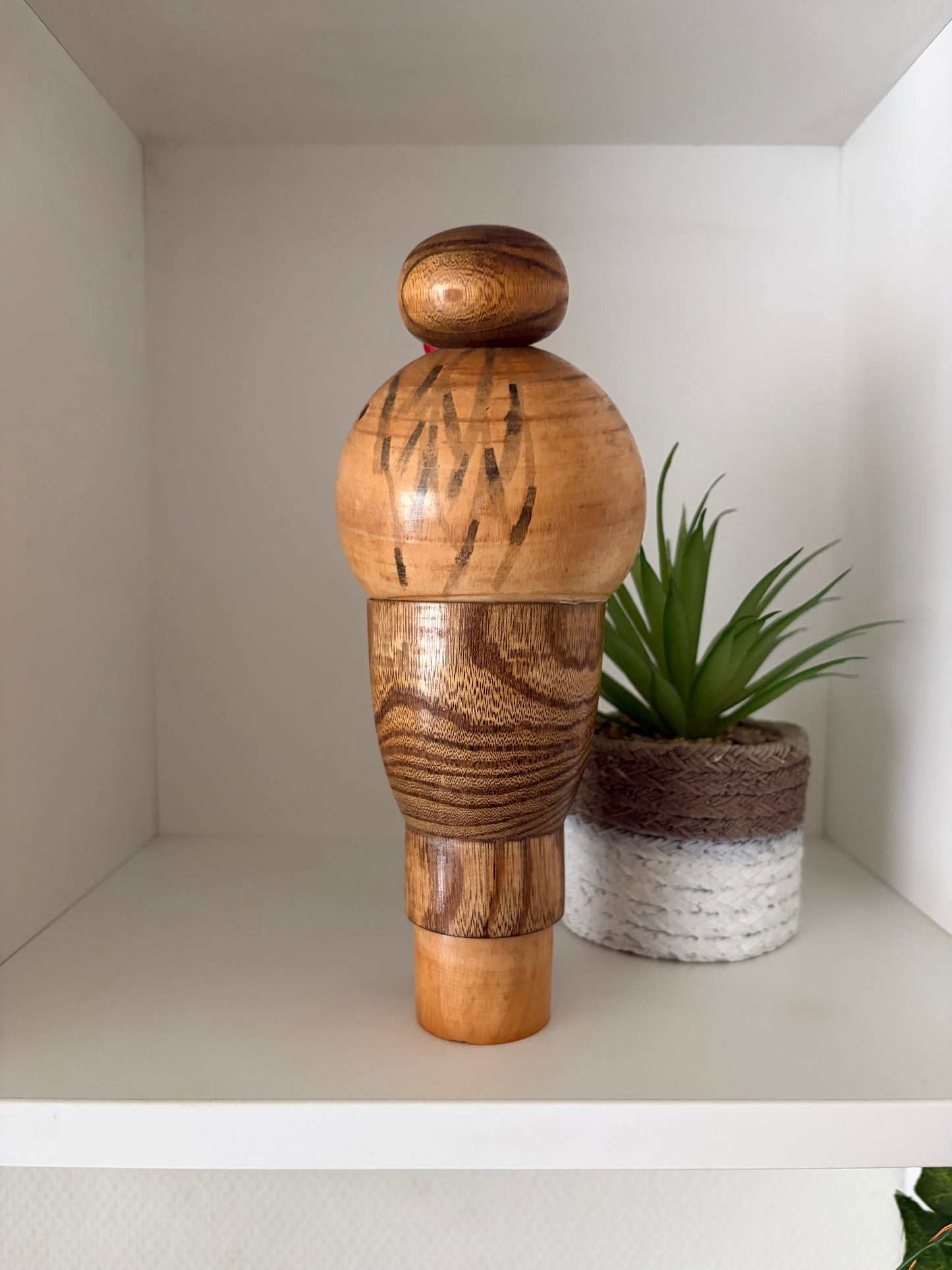Vintage Sosaku kokeshi by Yajima Suiho (1915-)