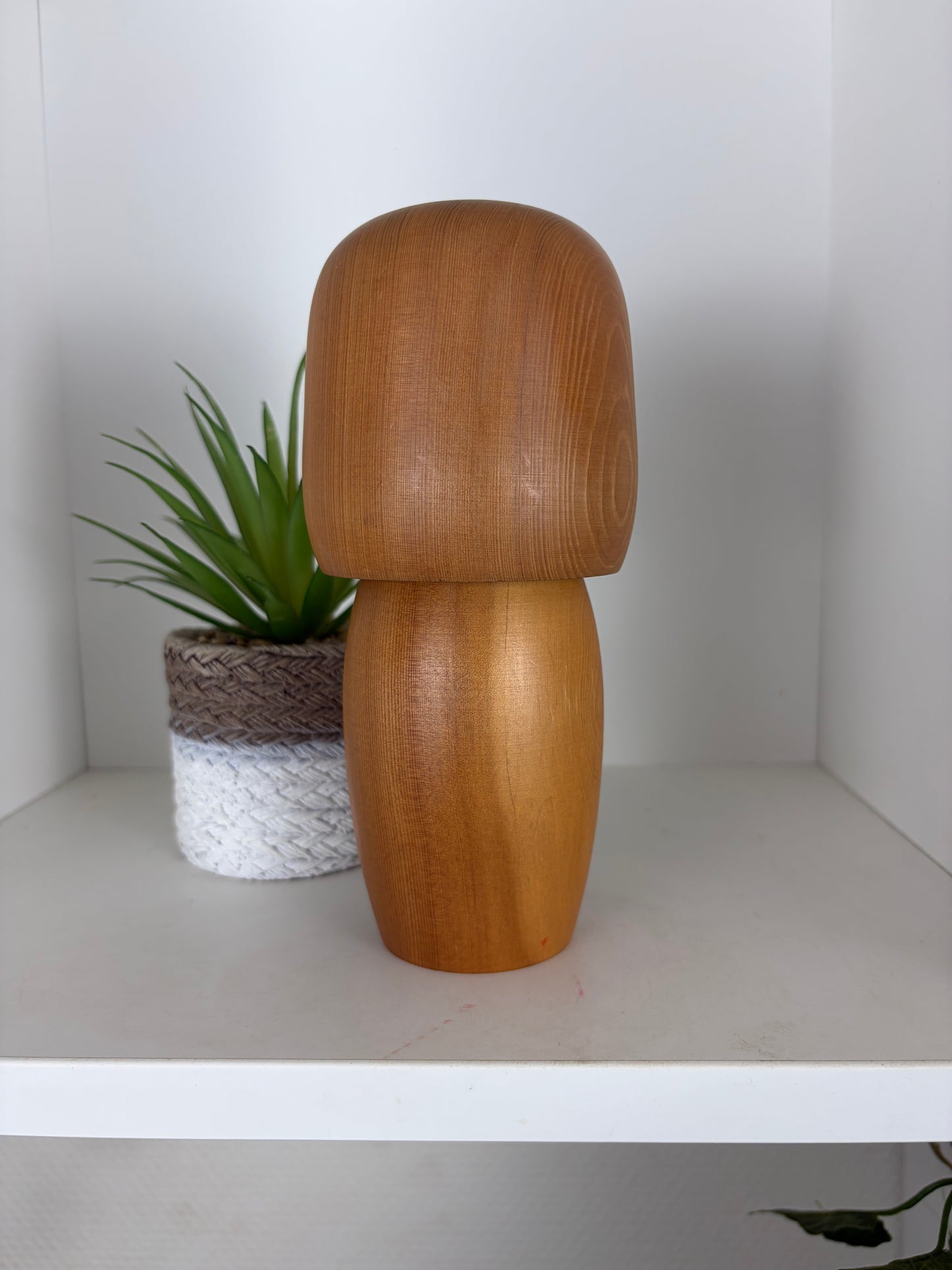 Rare Vintage Gumma kokeshi by Kunio Miyagawa (1933-)