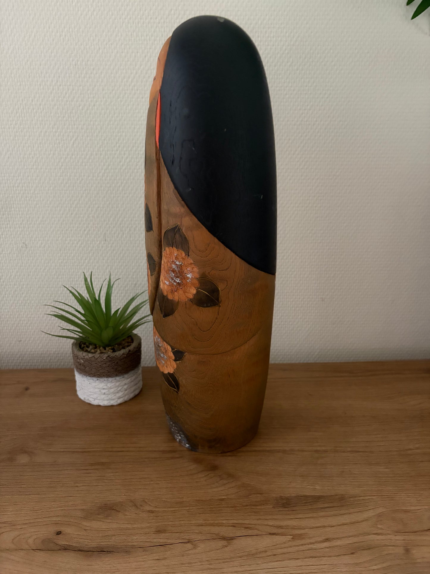 Exclusive Sosaku kokeshi by Aoki Ryoka (1931-) 41,5cm