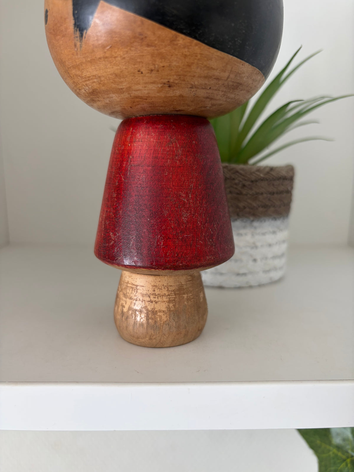 Very rare vintage Sosaku kokeshi by Issetsu Kuribayashi (1924 - 2011)