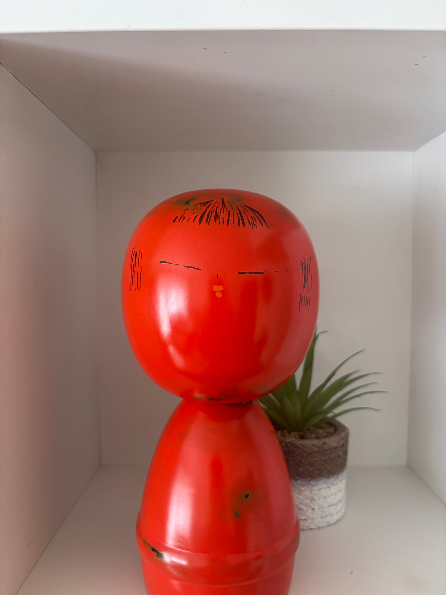 Exclusive vintage Sosaku kokeshi by Takahashi Hashime (1918-2002)