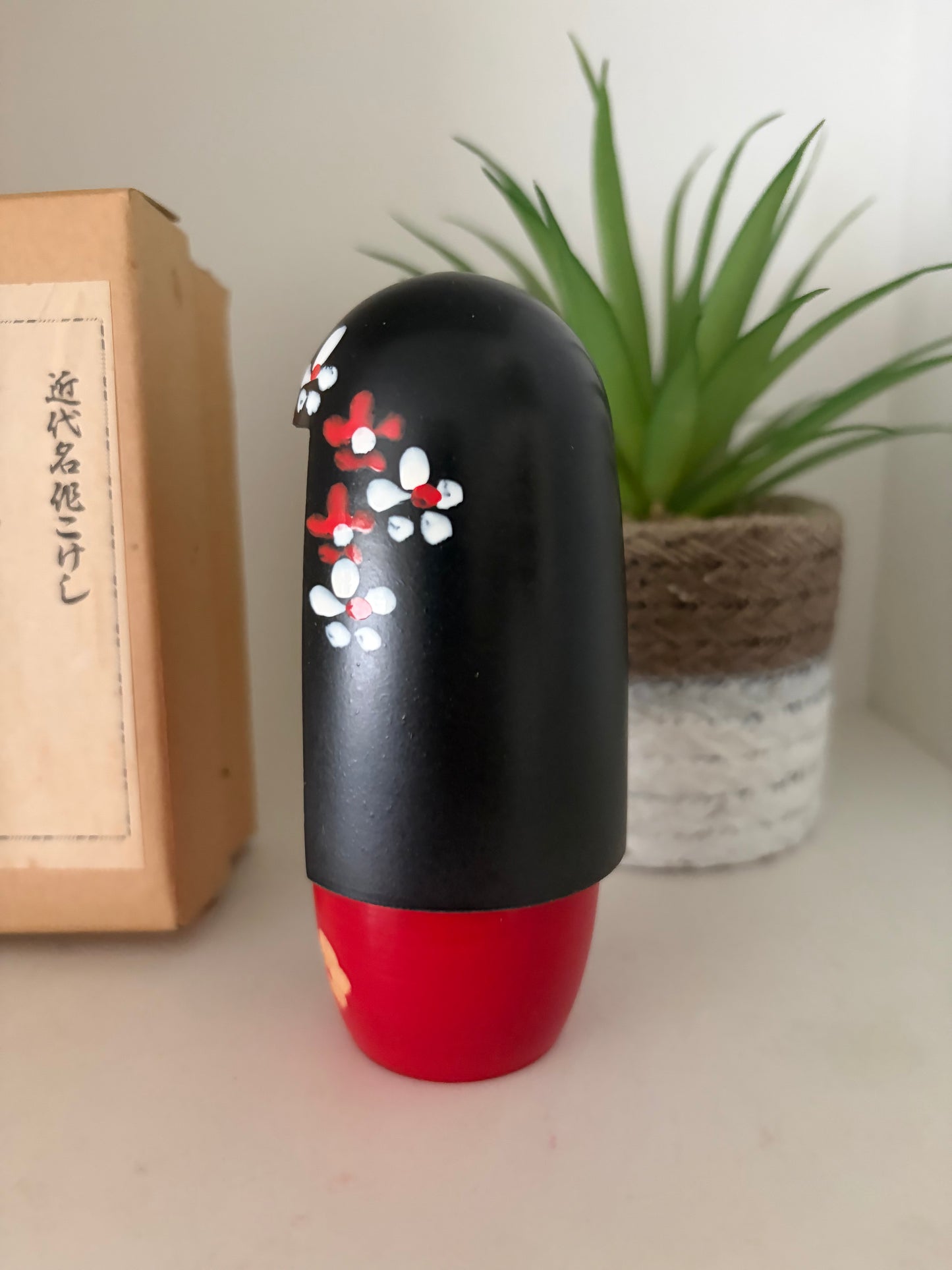 Beautiful vintage Gumma kokeshi by Koho