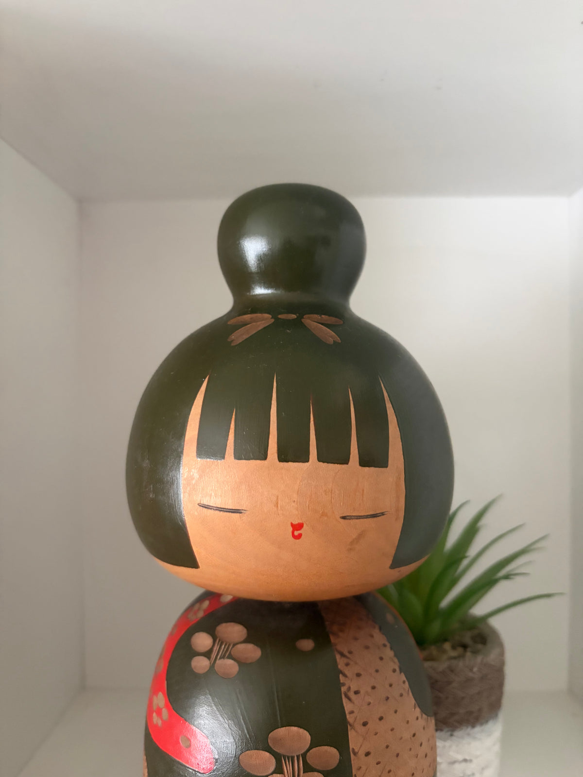 Vintage Sosaku kokeshi by Yuji Kawase (1938-) Big version