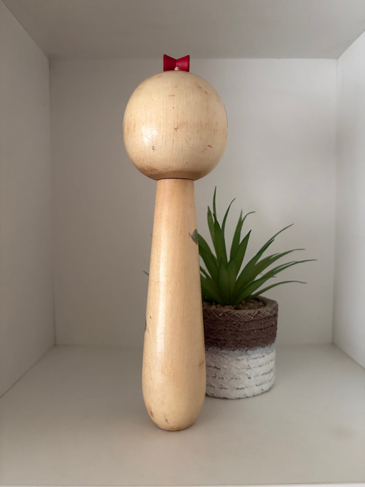 Vintage Sosaku kokeshi by Hogetsu Maruyama