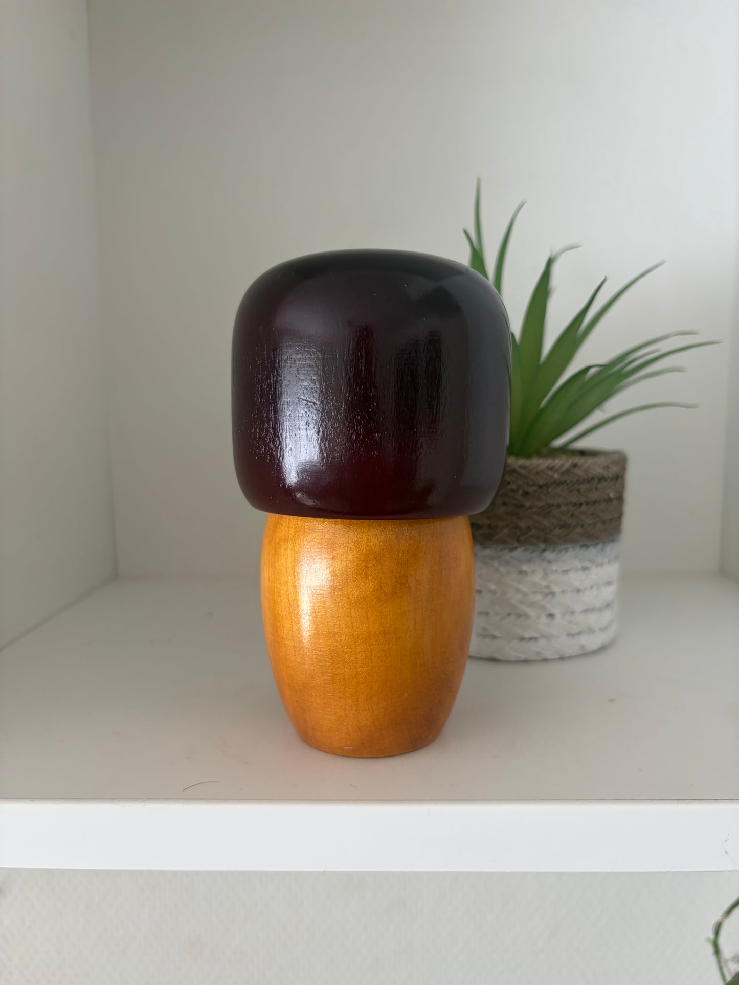 Vintage Gumma kokeshi by Sumitani Kohji