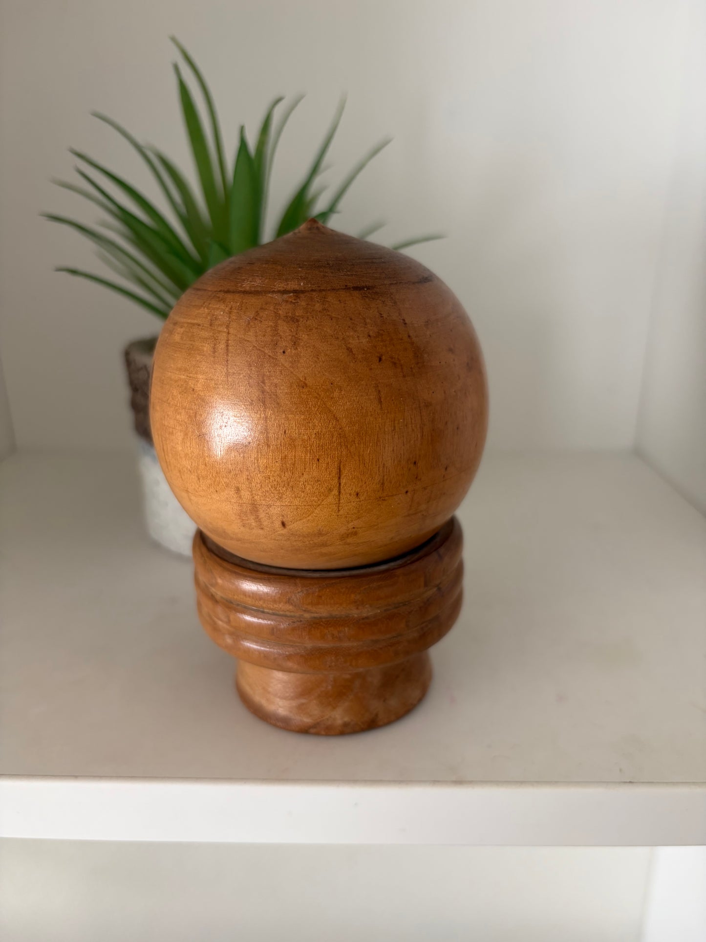 Vintage Sosaku kokeshi most probaly by Ikuyoshi Yokozuka