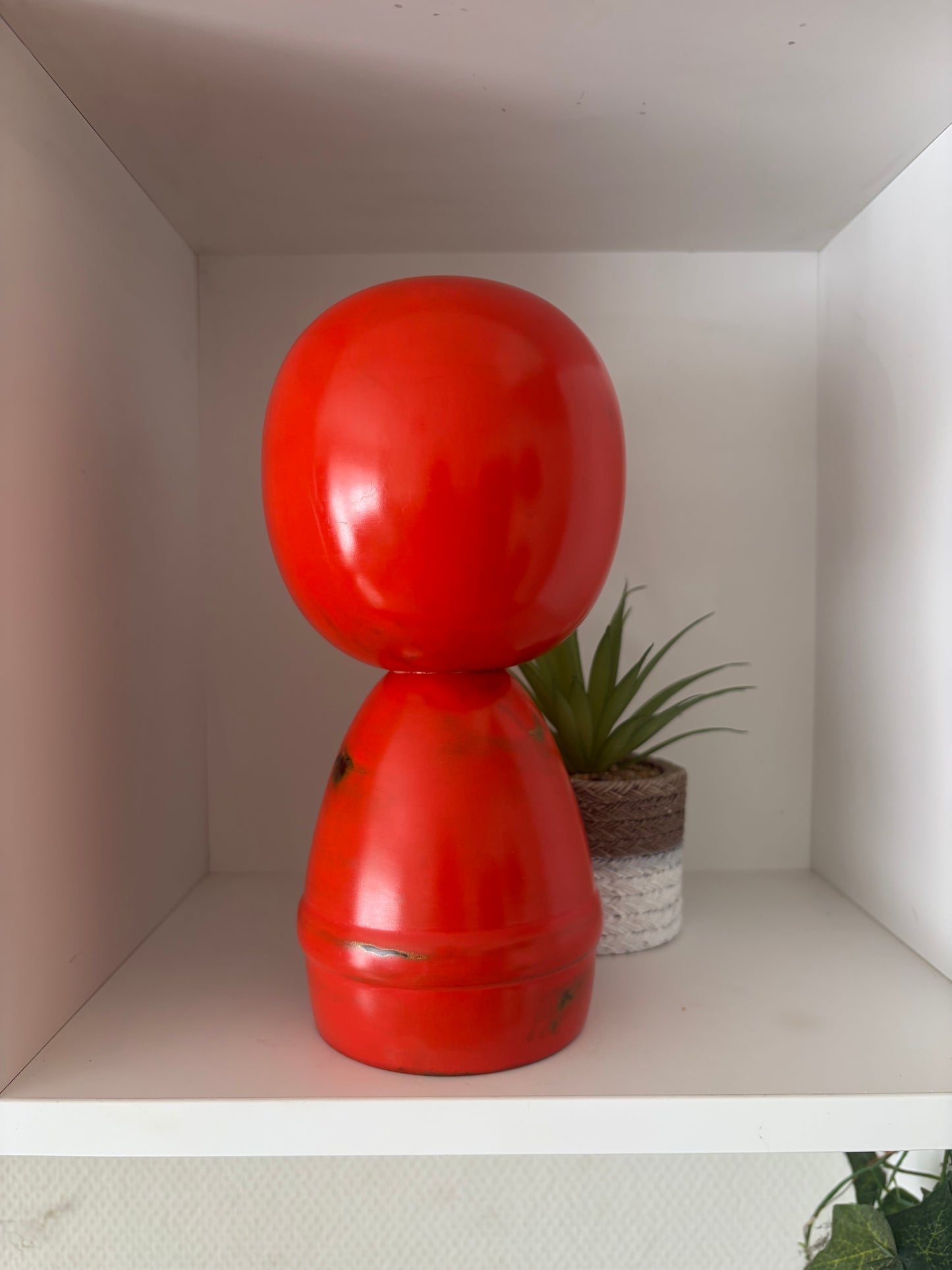 Exclusive vintage Sosaku kokeshi by Takahashi Hashime (1918-2002)