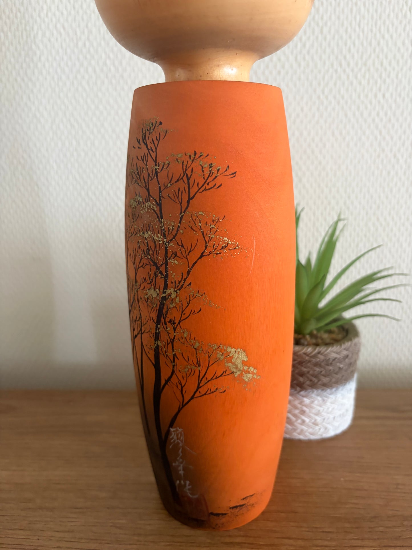 Exclusive vintage Sosaku kokeshi by Aoki Ryoka (1931-)