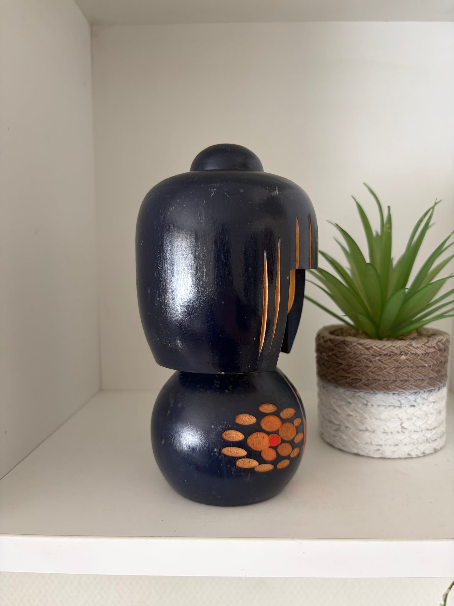 Vintage Sosaku kokeshi by Tae