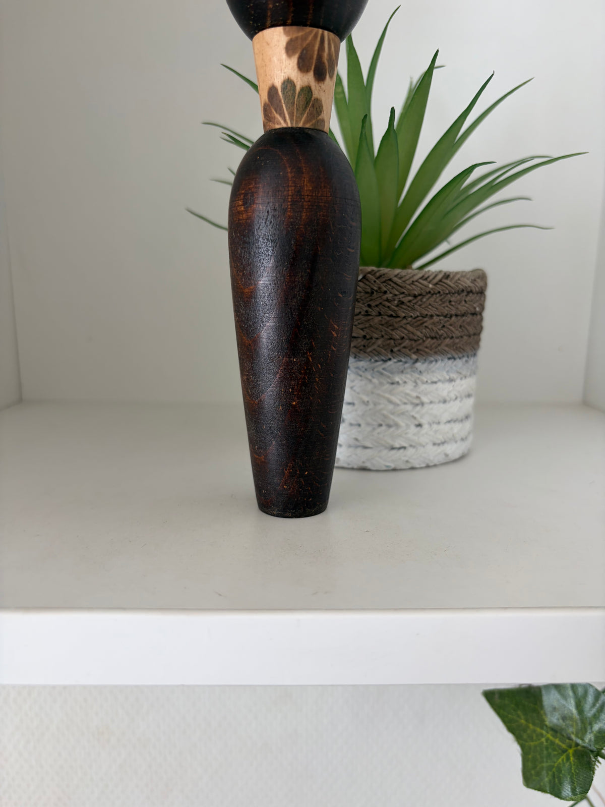 Vintage Sosaku Kokeshi made by Shozan Shido (1932-1995)