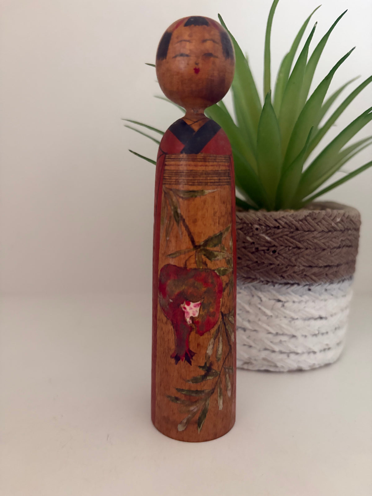 Exclusive Kijiyama kokeshi made by Takano Yohachi (1907-1994)