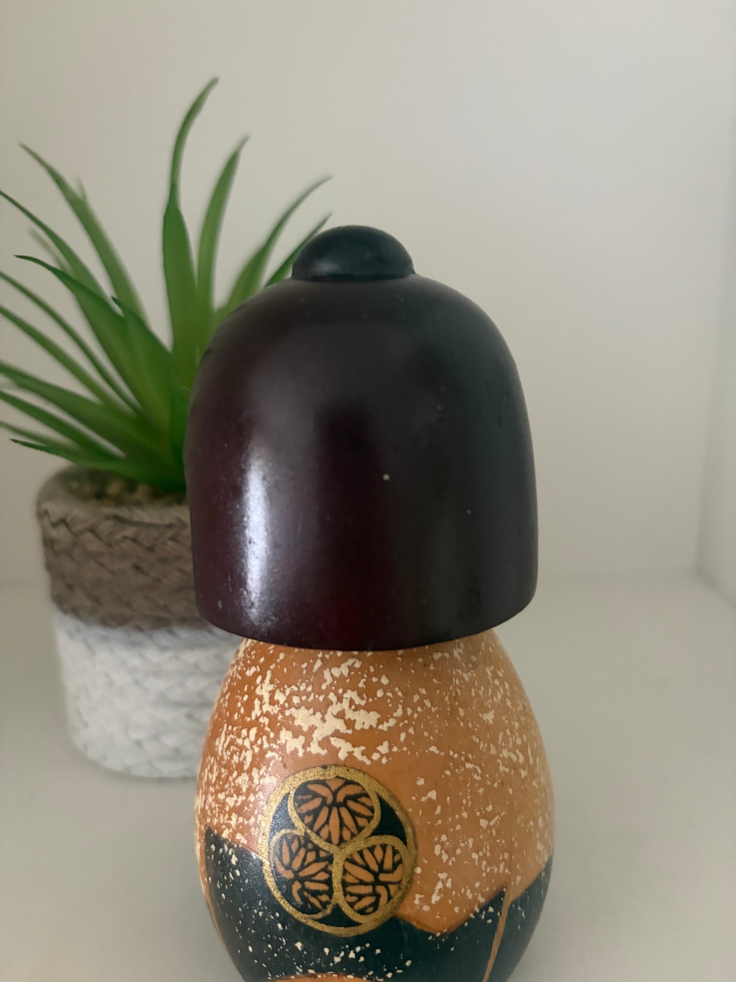 Rare Vintage Sosaku kokeshi by Aoki Ryoka (1931-)