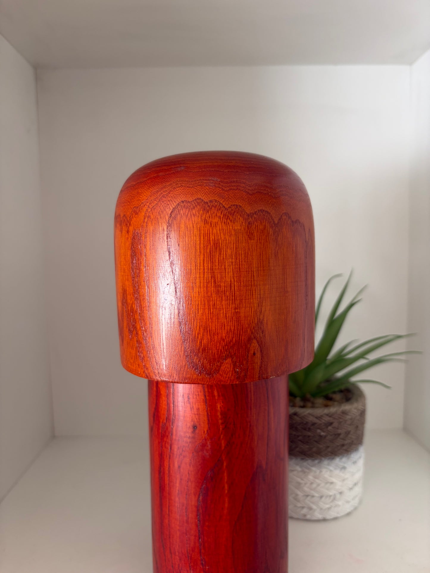 Realy beautiful vintage Sosaku kokeshi by Katsuyuki