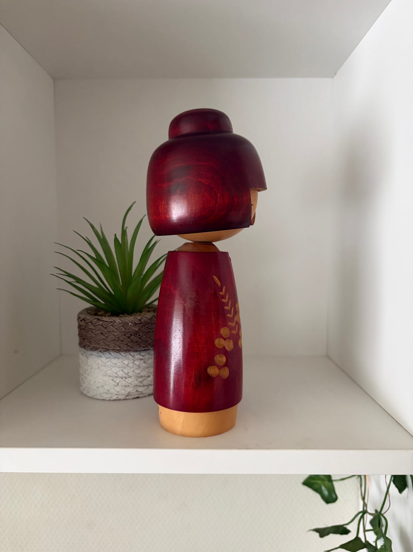 Vintage Sosaku kokeshi by Fujikawa Masae (1942-2015)