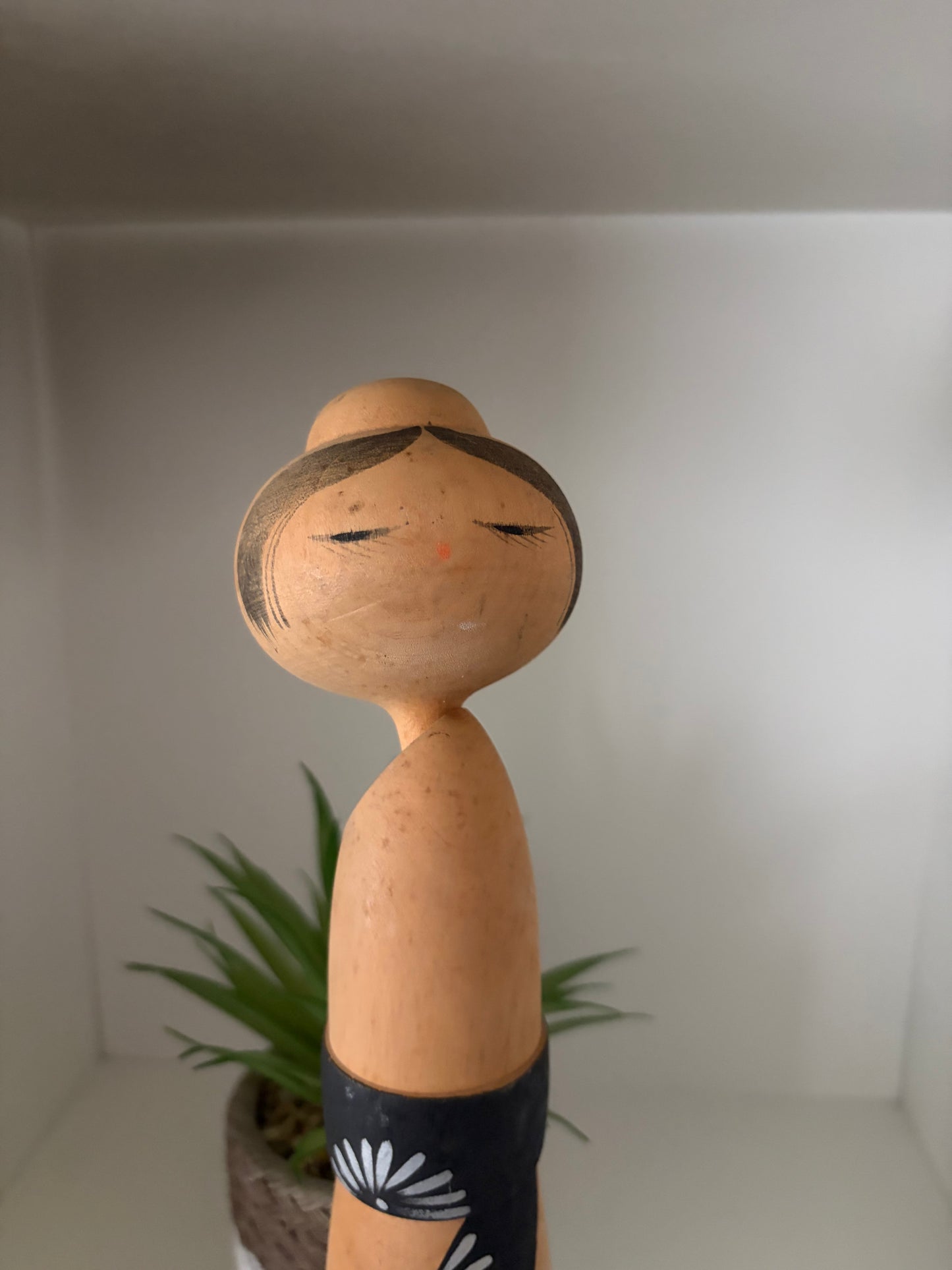 Vintage Sosaku Kokeshi made by Sato Suigai (1920-)