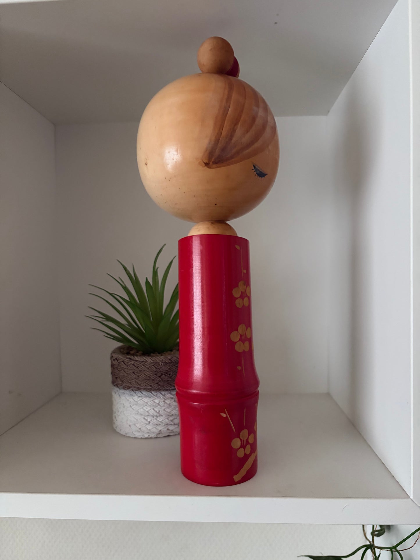 vintage sosaku kokeshi by Kazuo Takamizawa (1927-).