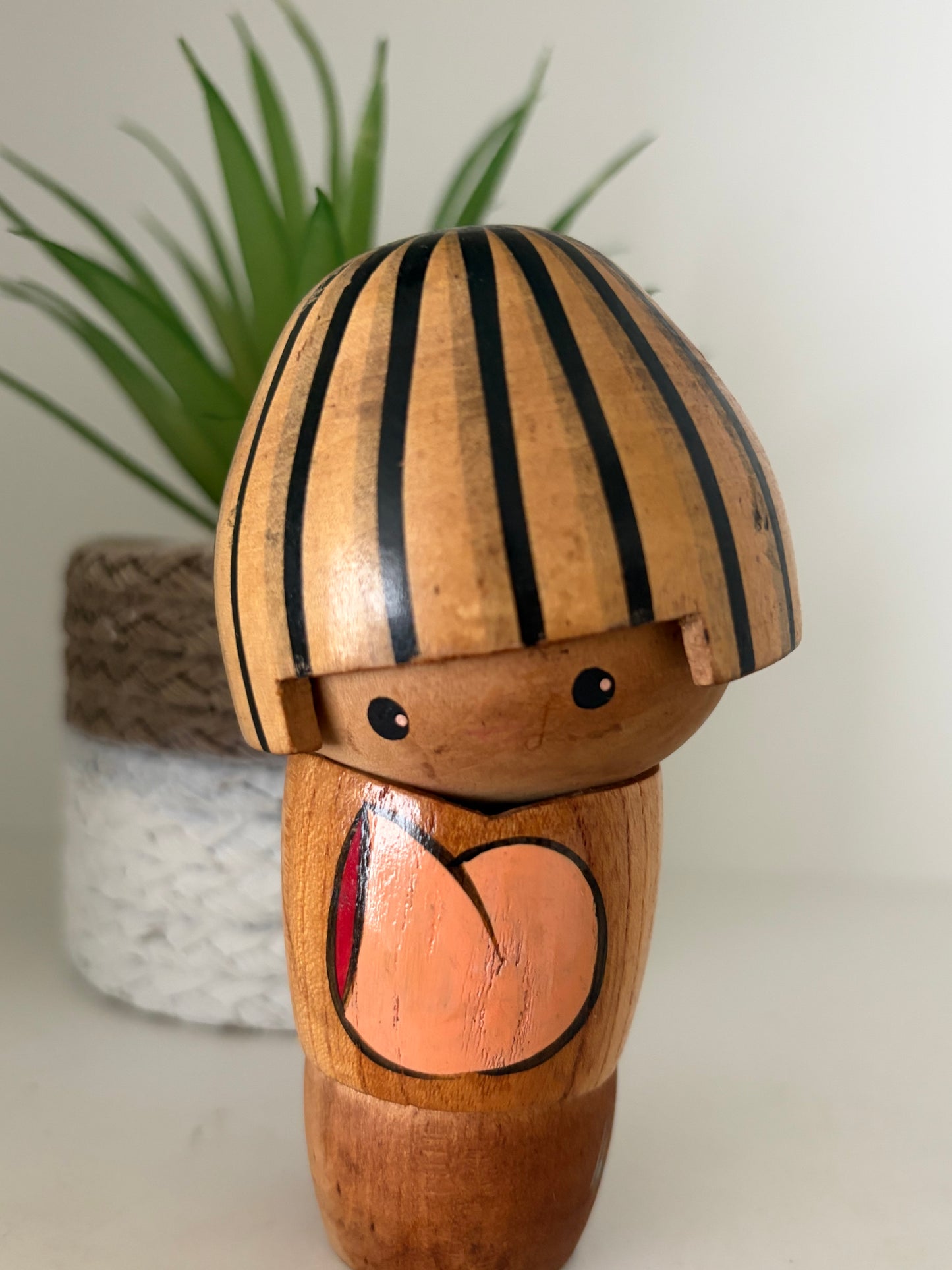 Cute Vintage Sosaku kokeshi