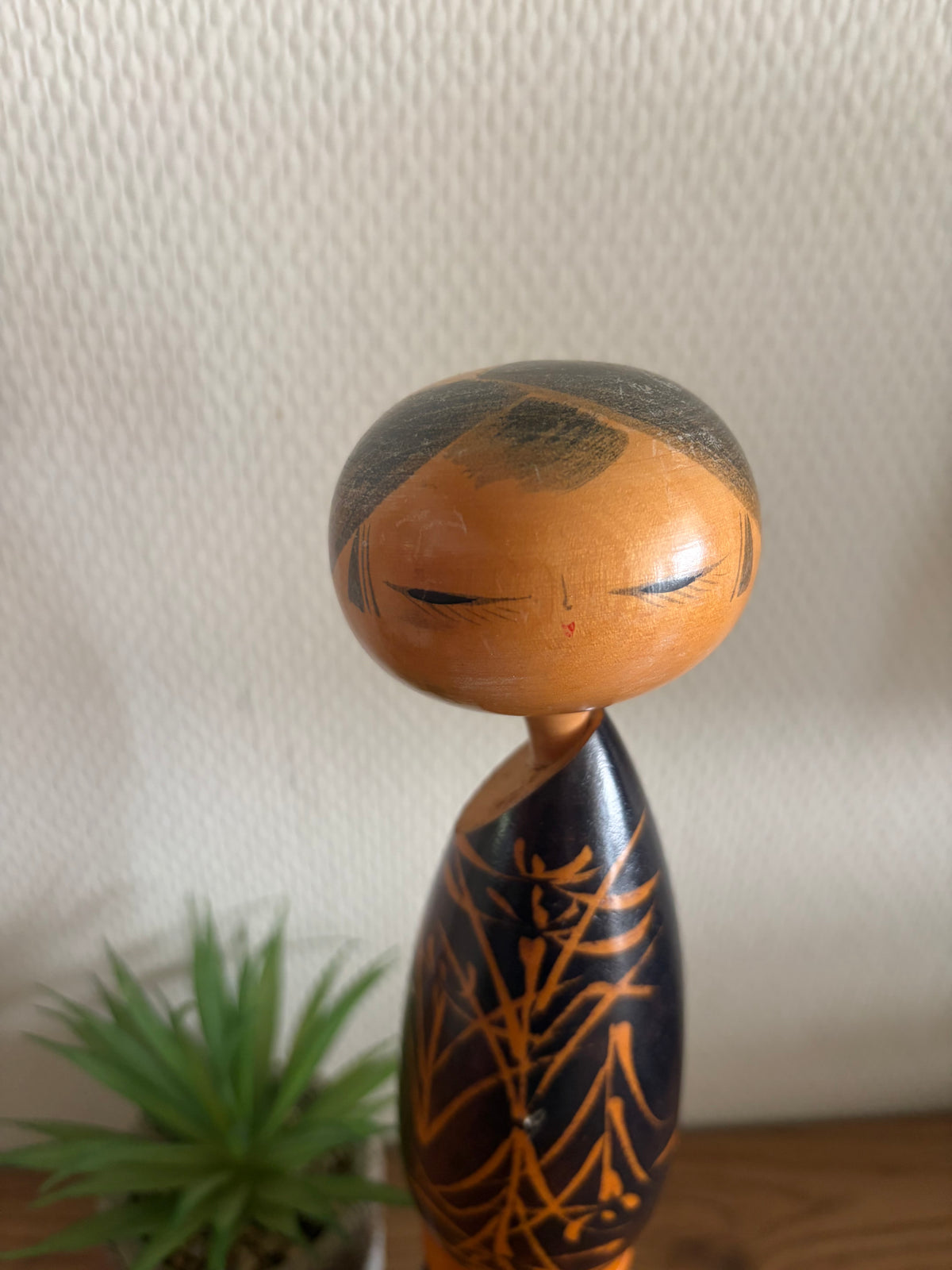 Vintage Sosaku kokeshi by Sato Suigai (1920-)