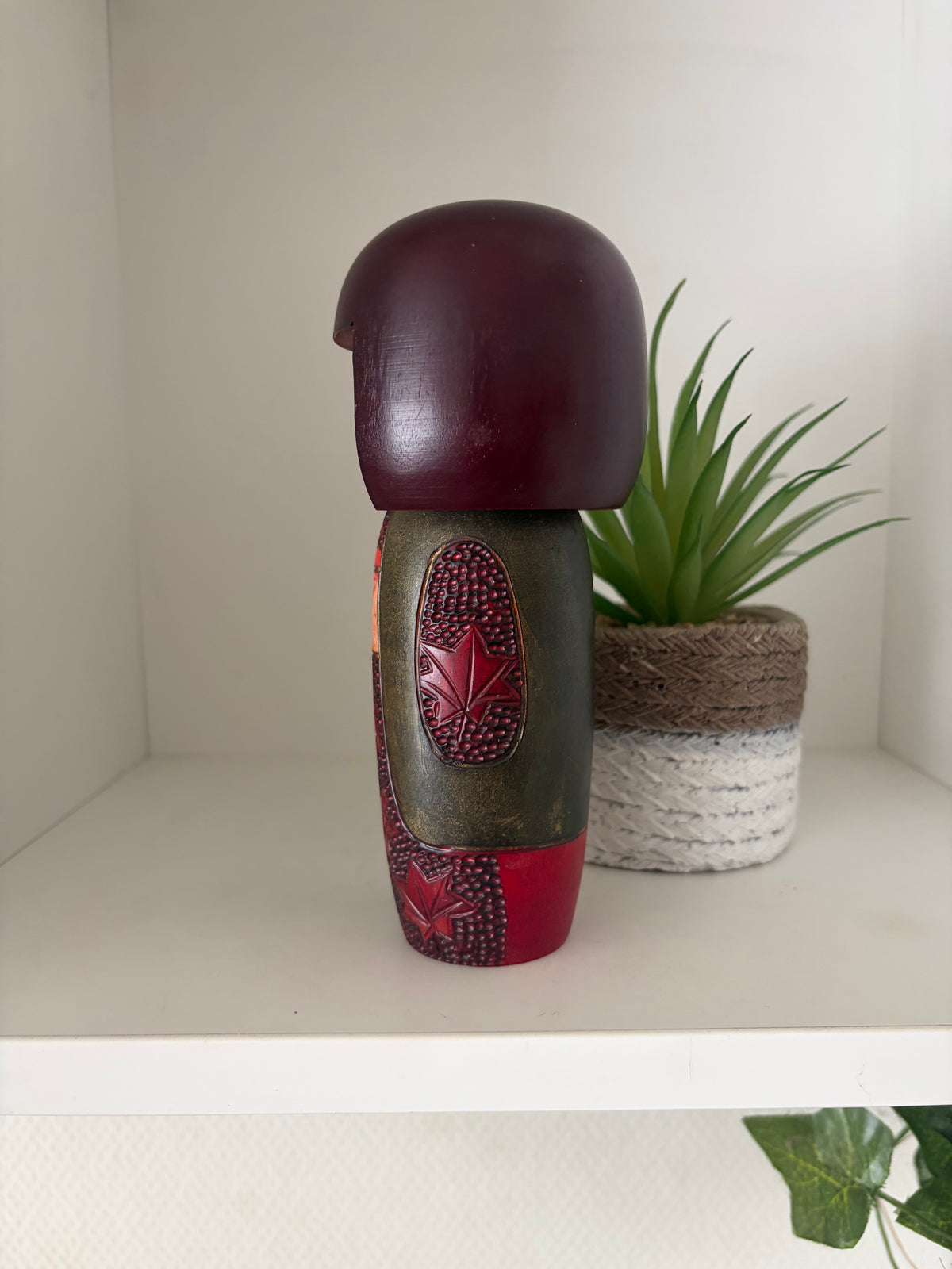Vintage Gumma kokeshi by Sumitani Kohji