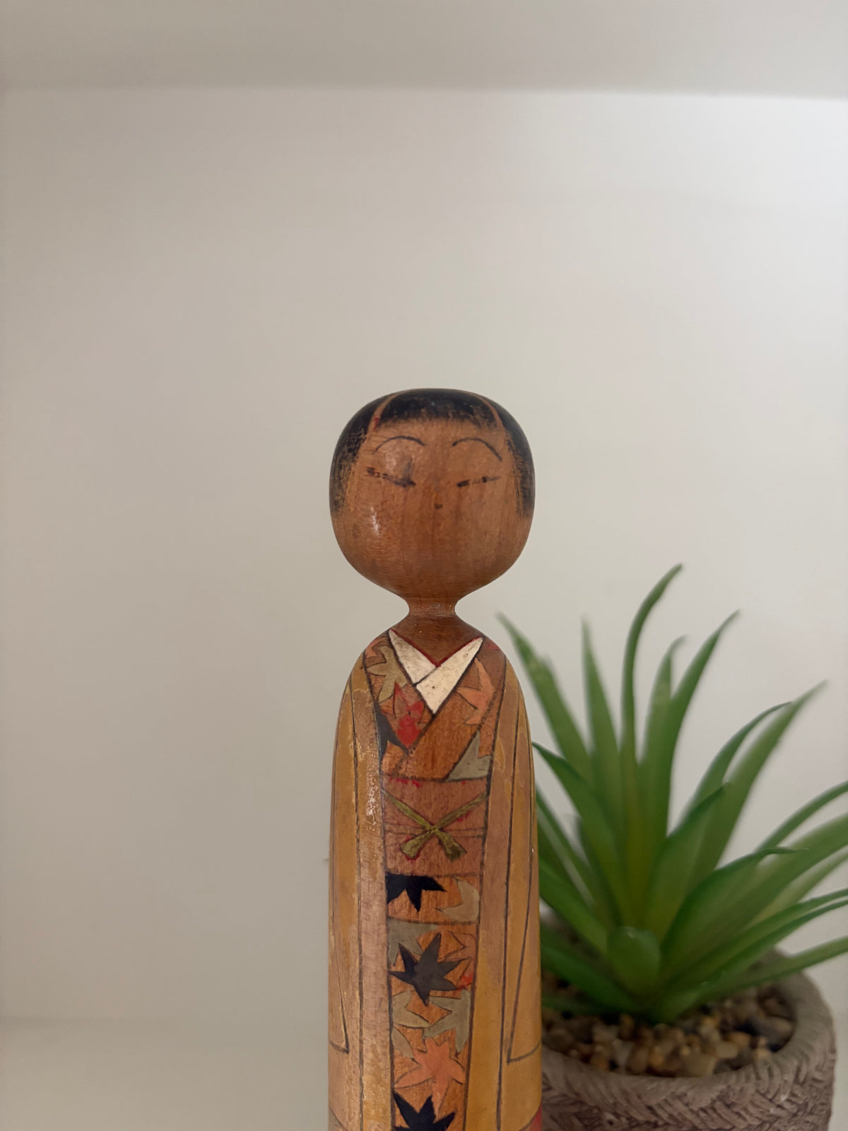 Exclusive Kijiyama kokeshi made by Takano Yohachi (1907-1994)
