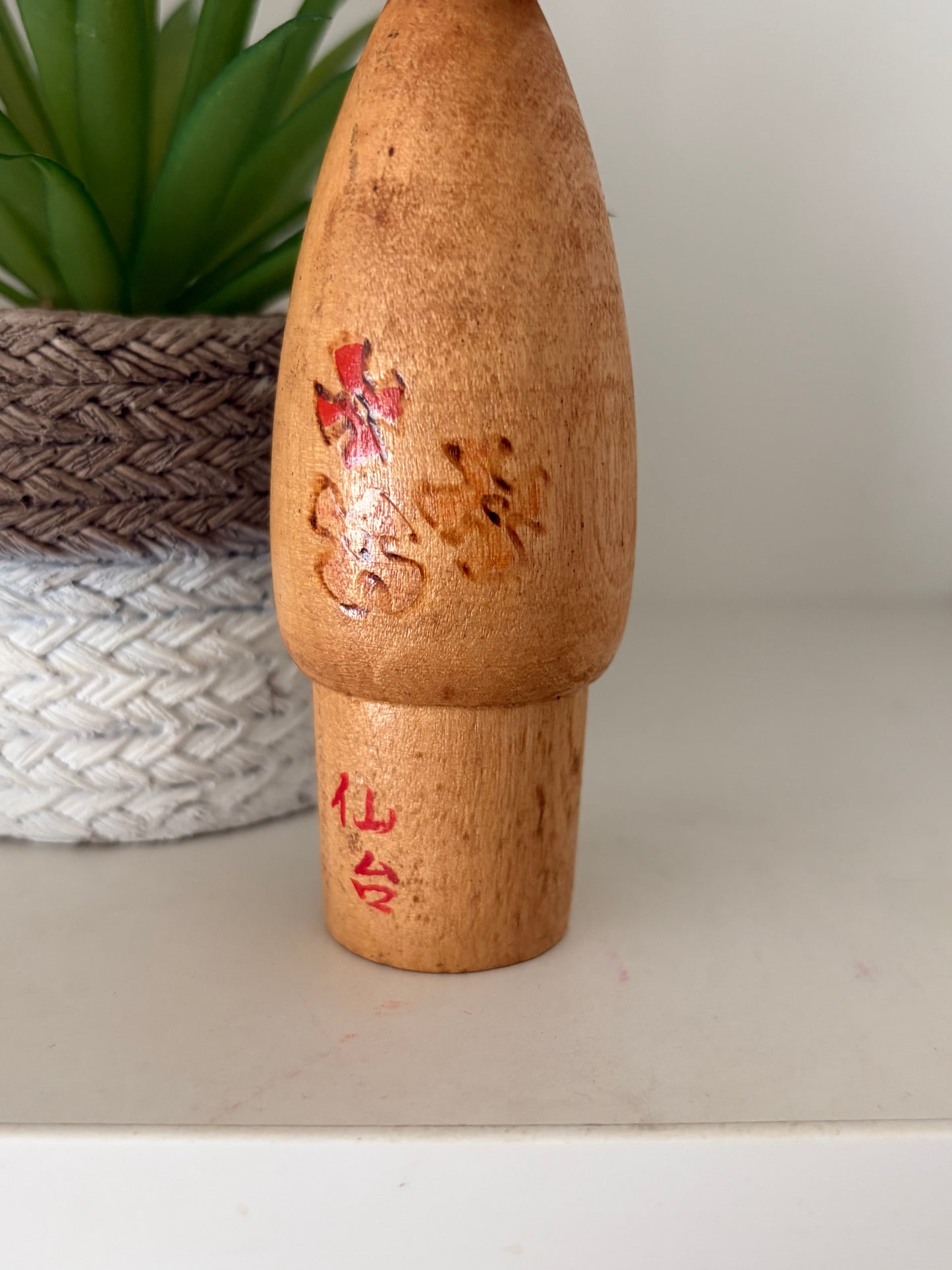 Lovely vintage Sosaku kokeshi by Isamu Yamakawa