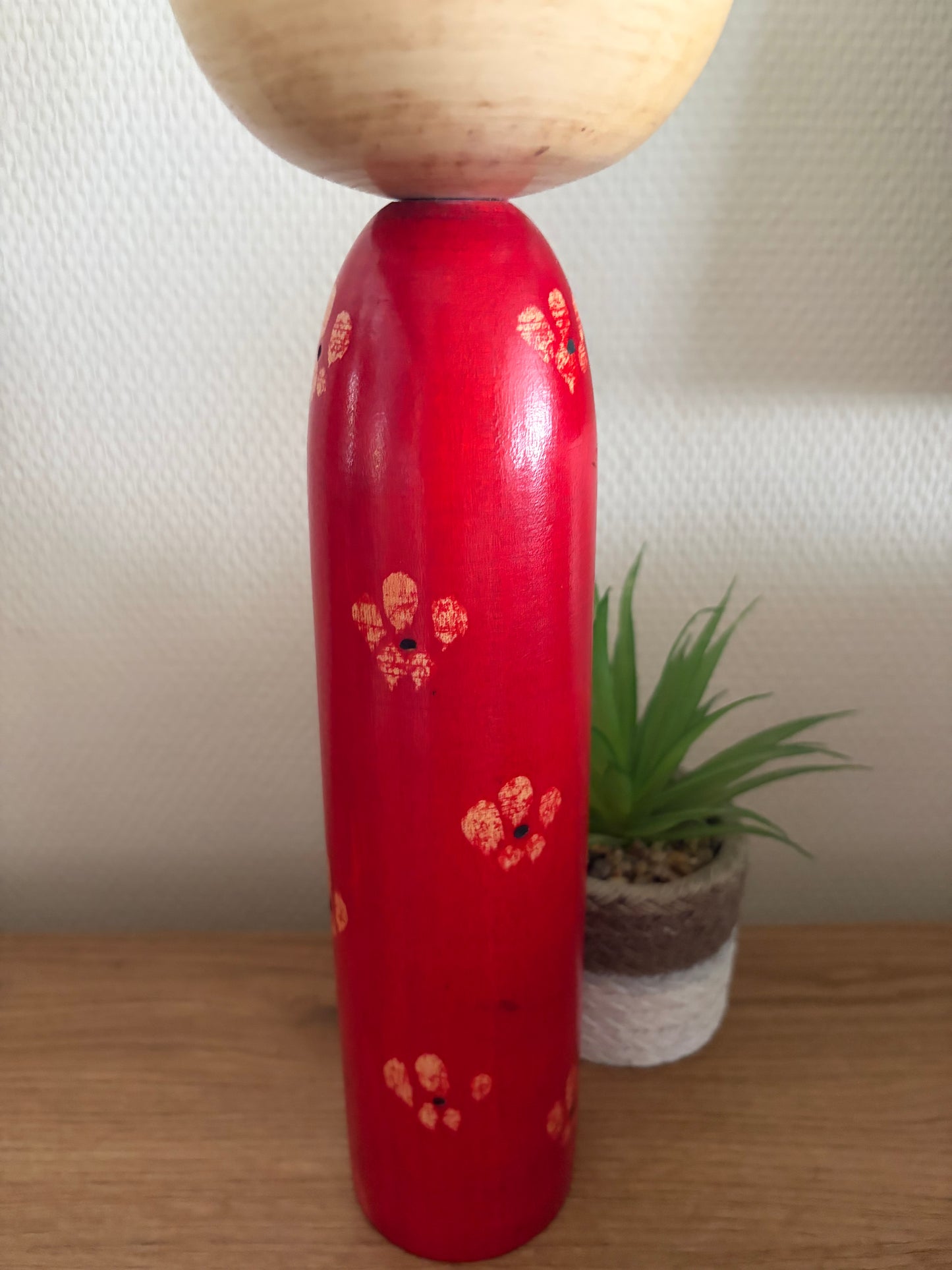 Rare vintage Sosaku kokeshi by Takahashi Hashime (1918-2002)