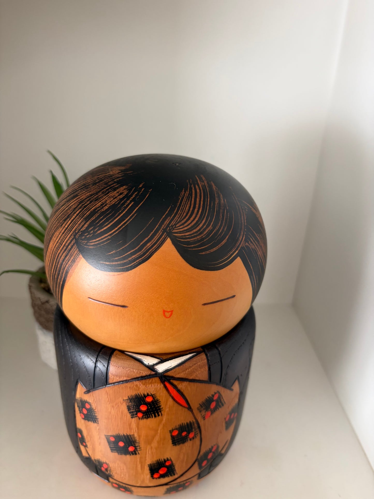 Vintage Gumma kokeshi by Usaburo- With hidden storage