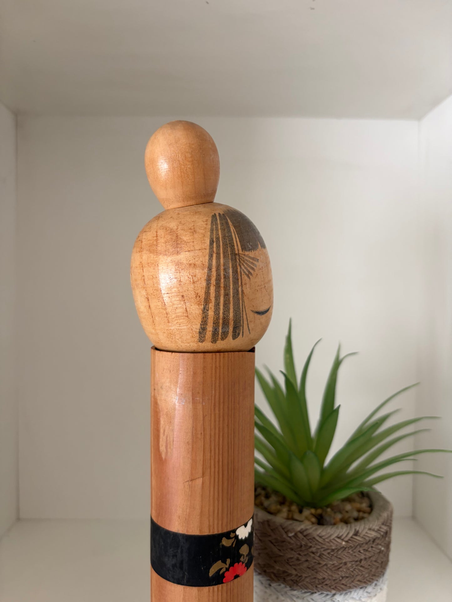 Vintage Sosaku kokeshi by Sato Suigai (1920-)