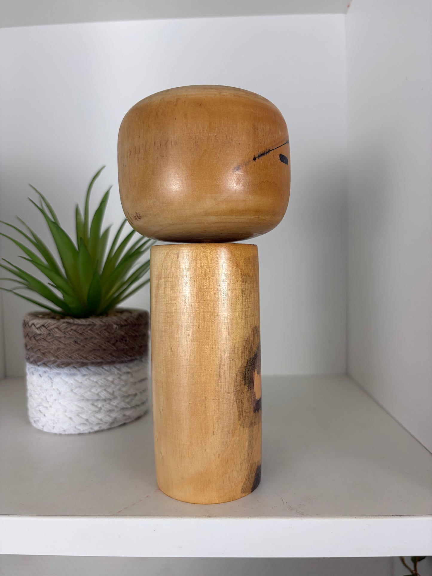 Rare Vintage Creative Kokeshi by renowned artisan Ikuyoshi Yokozuka - Mother and child
