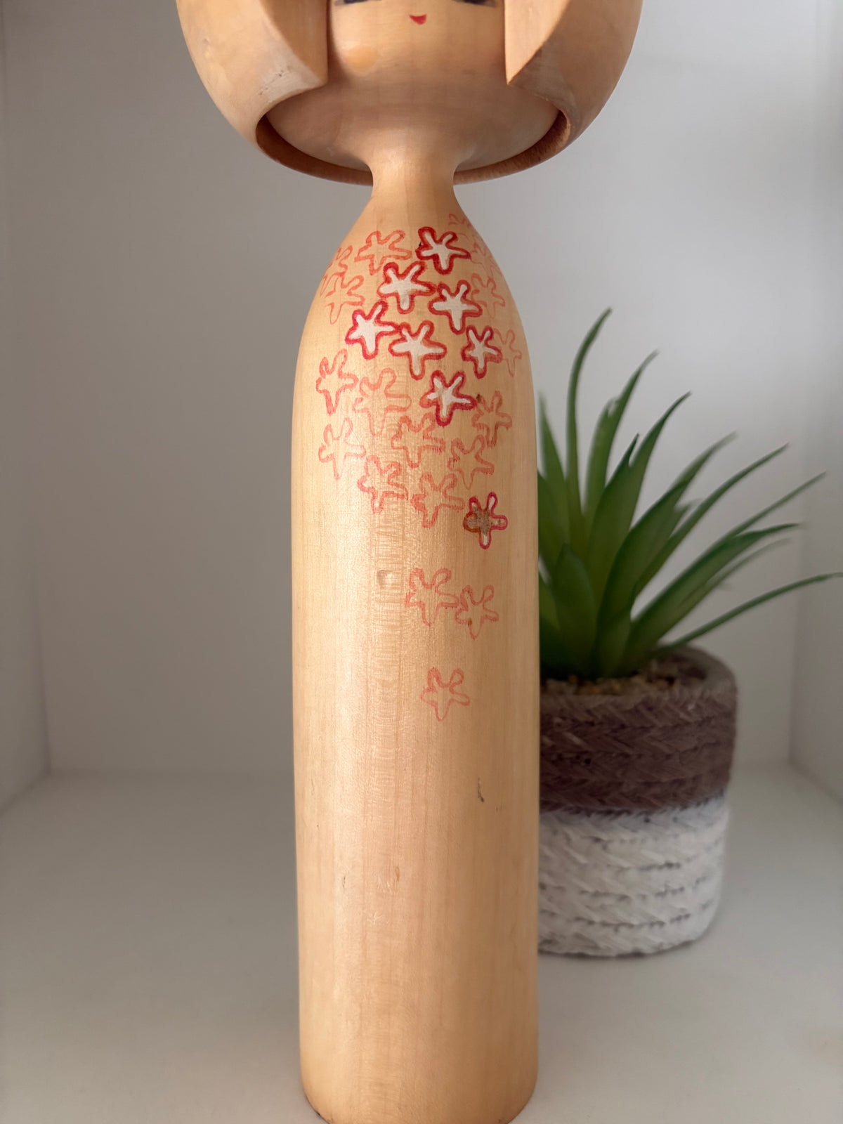 Exclusive Vintage kokeshi made by Sansaku Sekiguchi (1925-2018)