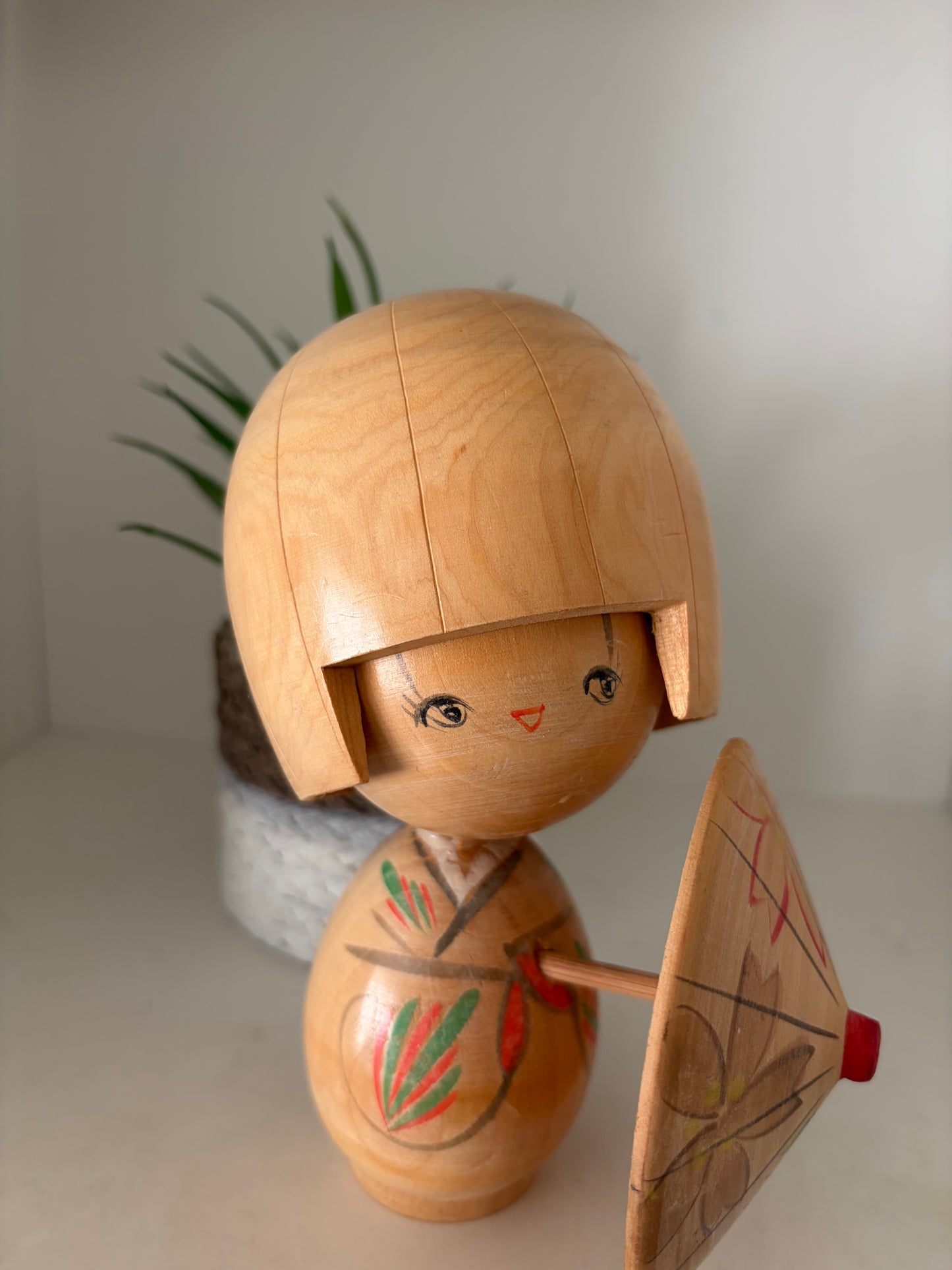 Cute vintage Sosaku kokeshi by Waichi with umbrella