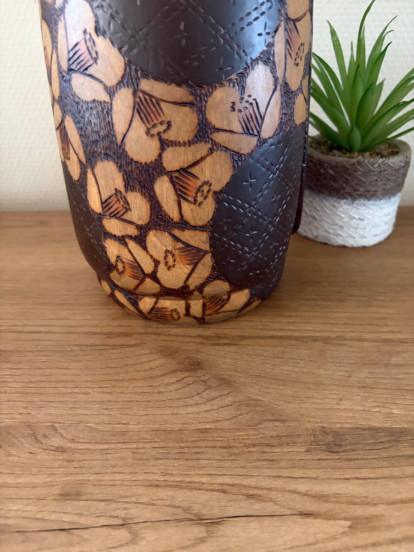 Rare vintage Gumma kokeshi by Inosuke Kobayashi (1931-)