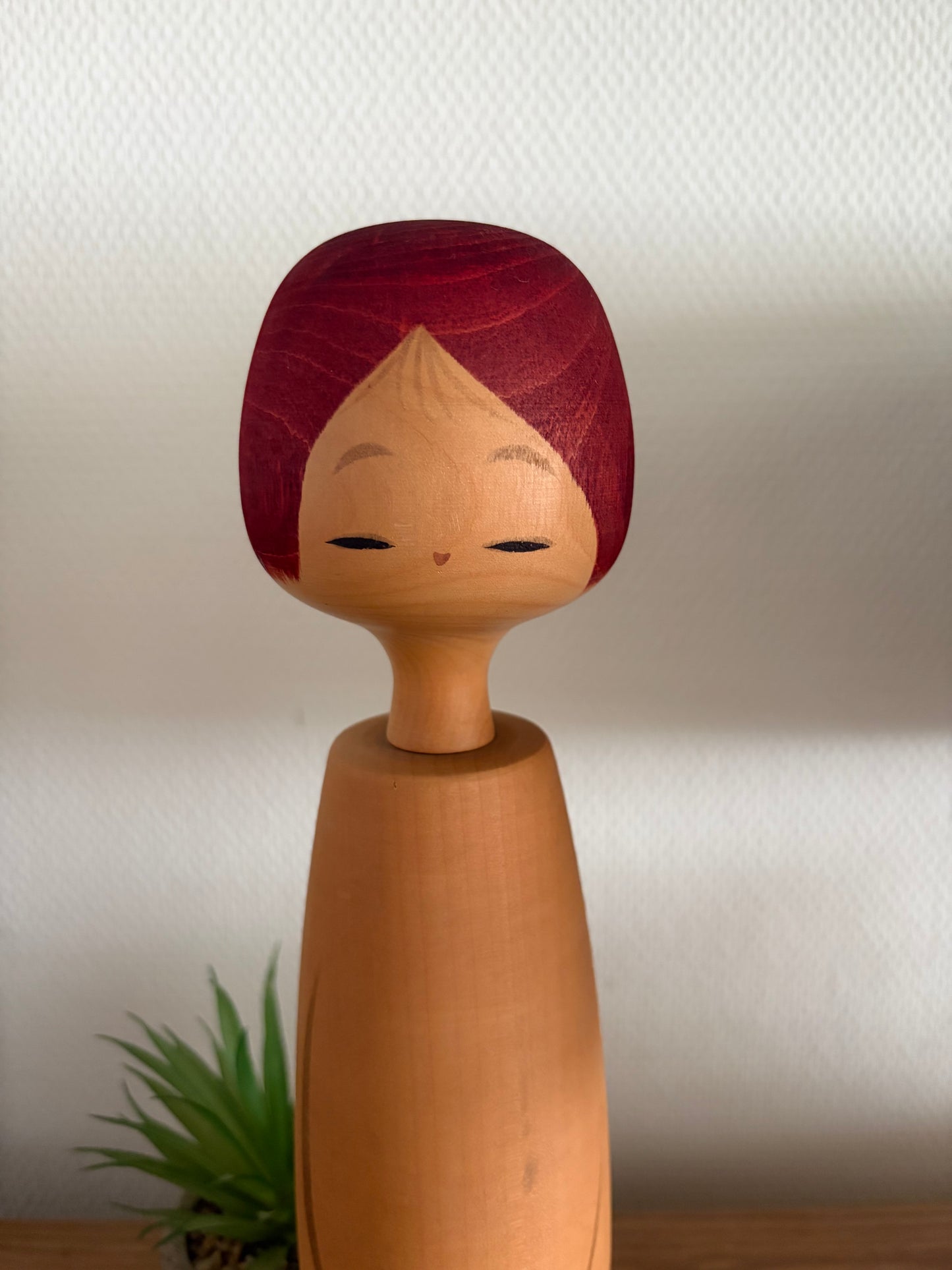 Exclusive vintage Sosaku kokeshi by Aoki Ryoka (1931-)