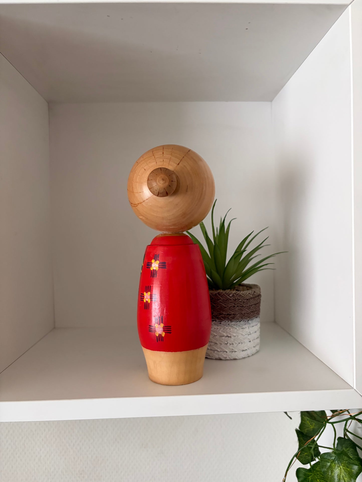 Vintage Sosaku kokeshi by Akira